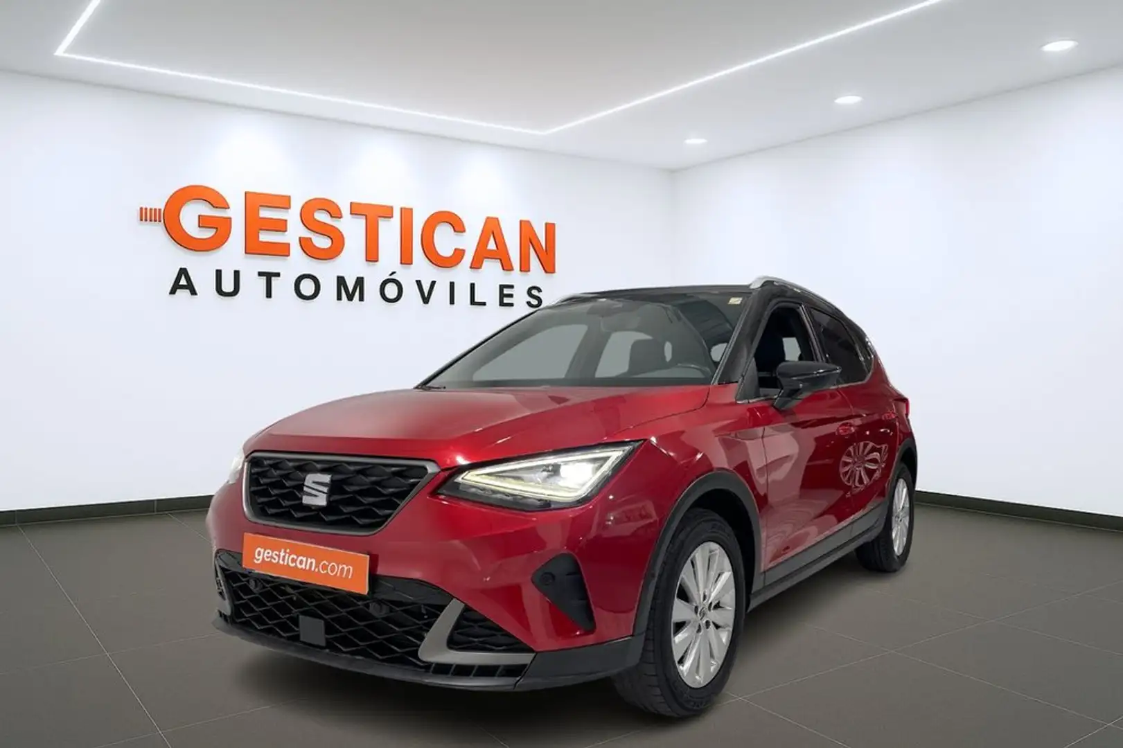 SEAT Arona 1.0 TSI 81kW (110CV) FR Plus Rojo - 1