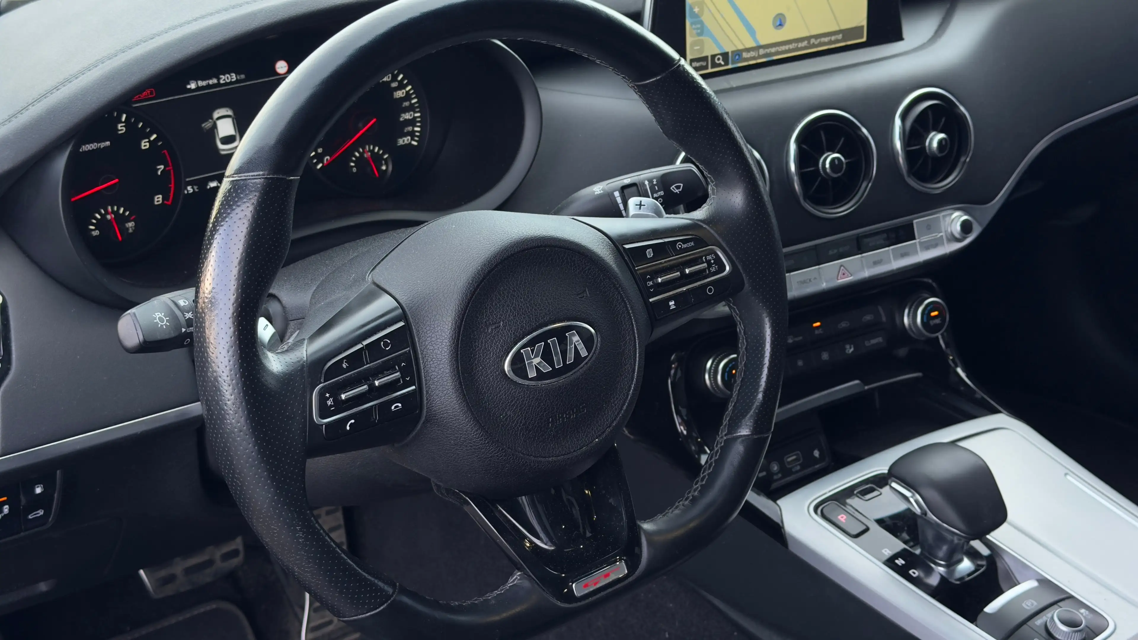 Kia Stinger GT 3.3 V6 370pk T-GDI AWD | 360 Camera | Lederen B — photo 10