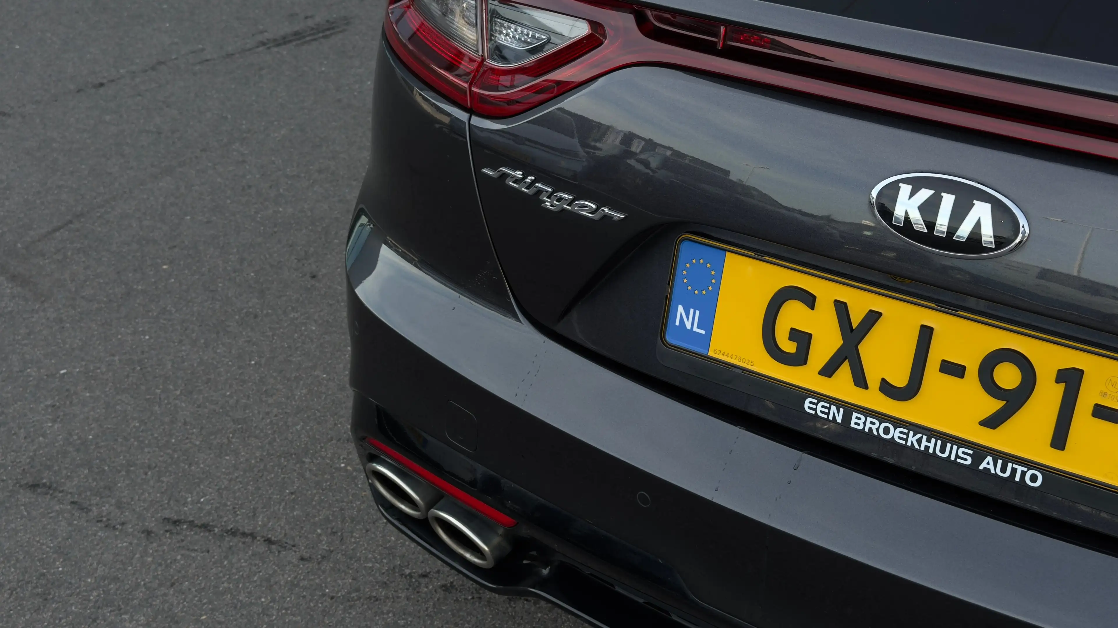 Kia Stinger GT 3.3 V6 370pk T-GDI AWD | 360 Camera | Lederen B — photo 19