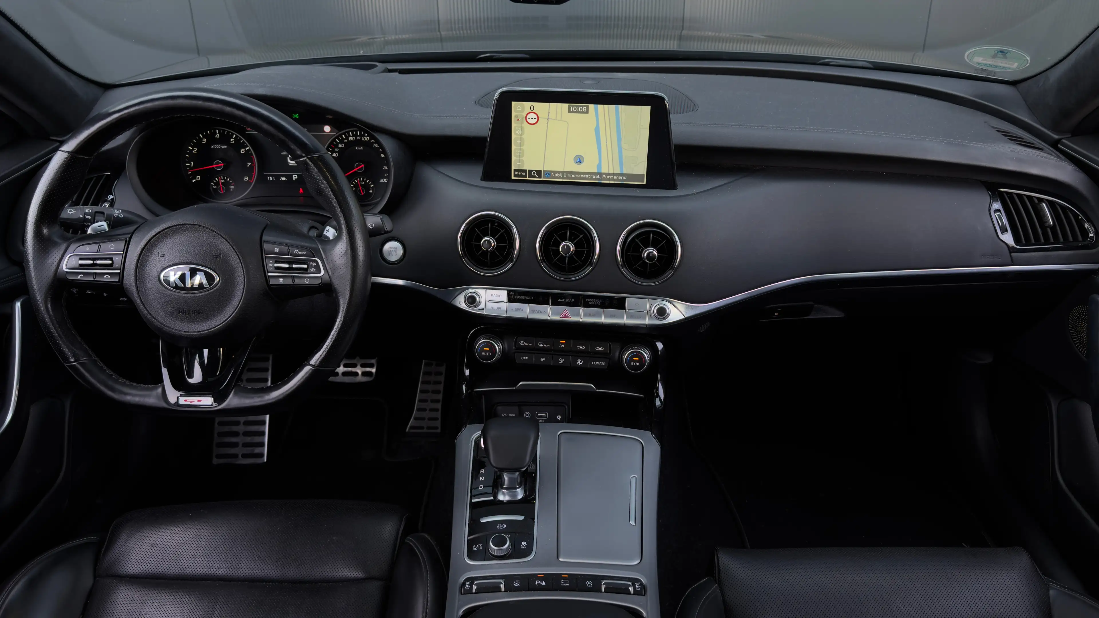 Kia Stinger GT 3.3 V6 370pk T-GDI AWD | 360 Camera | Lederen B — photo 9
