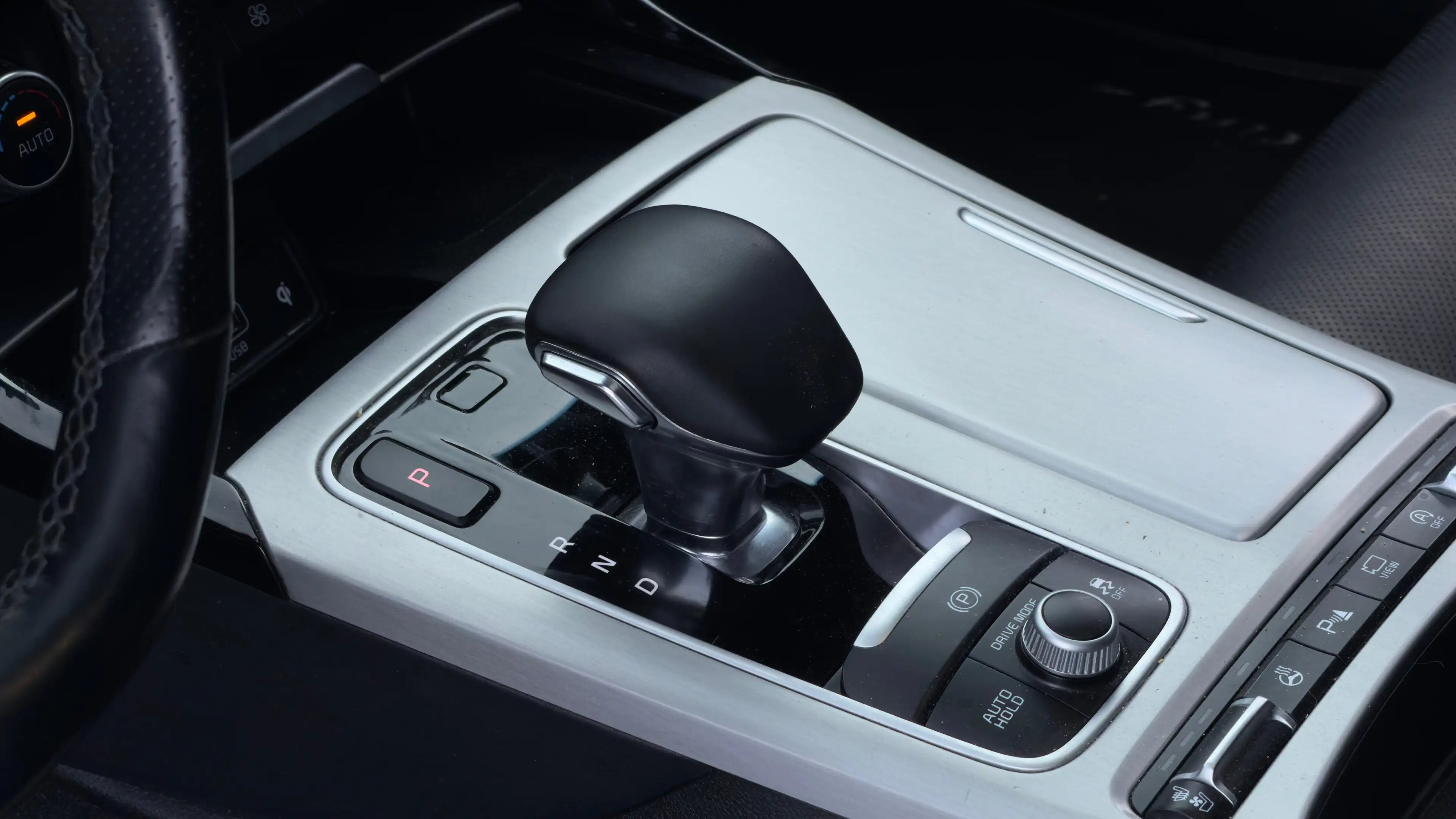 Kia Stinger GT 3.3 V6 370pk T-GDI AWD | 360 Camera | Lederen B — photo 13