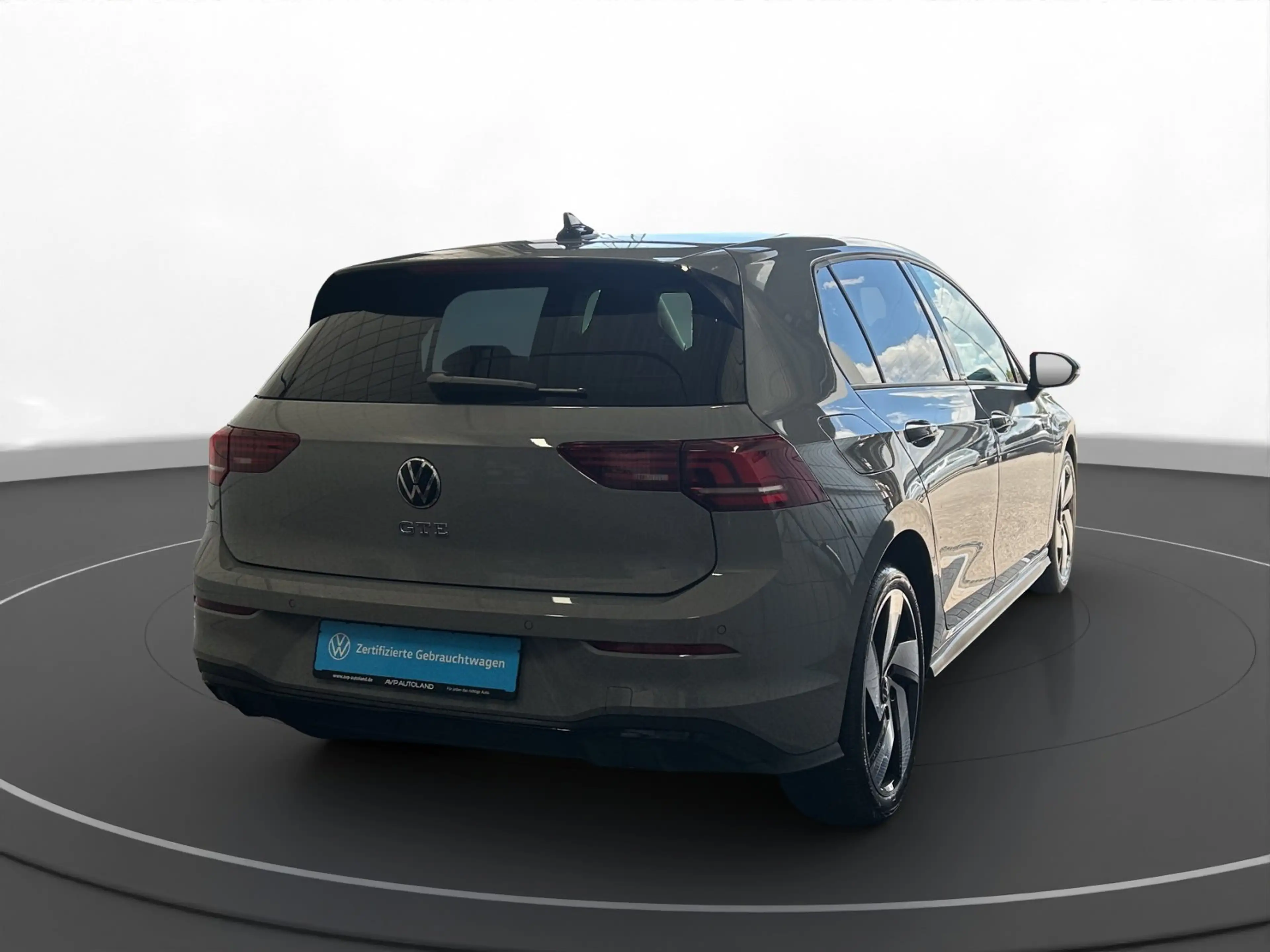 Volkswagen Golf GTE Golf VIII GTE 1.5 TSI DSG eHybrid | NAVI | AHK | — photo 5