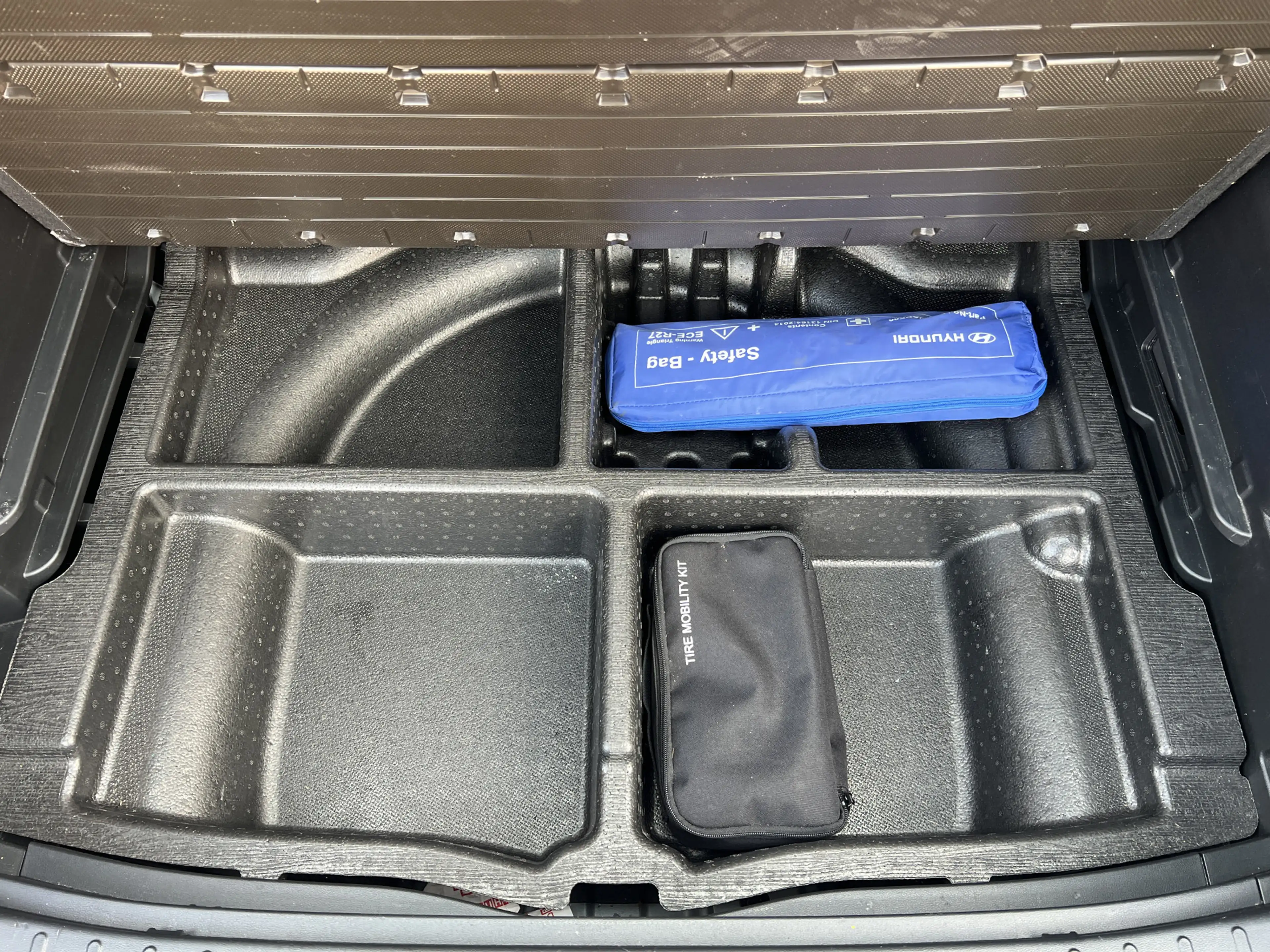 Hyundai TUCSON 1.6 T-GDI MHEV Comfort Smart | Carplay | Camera | — photo 39