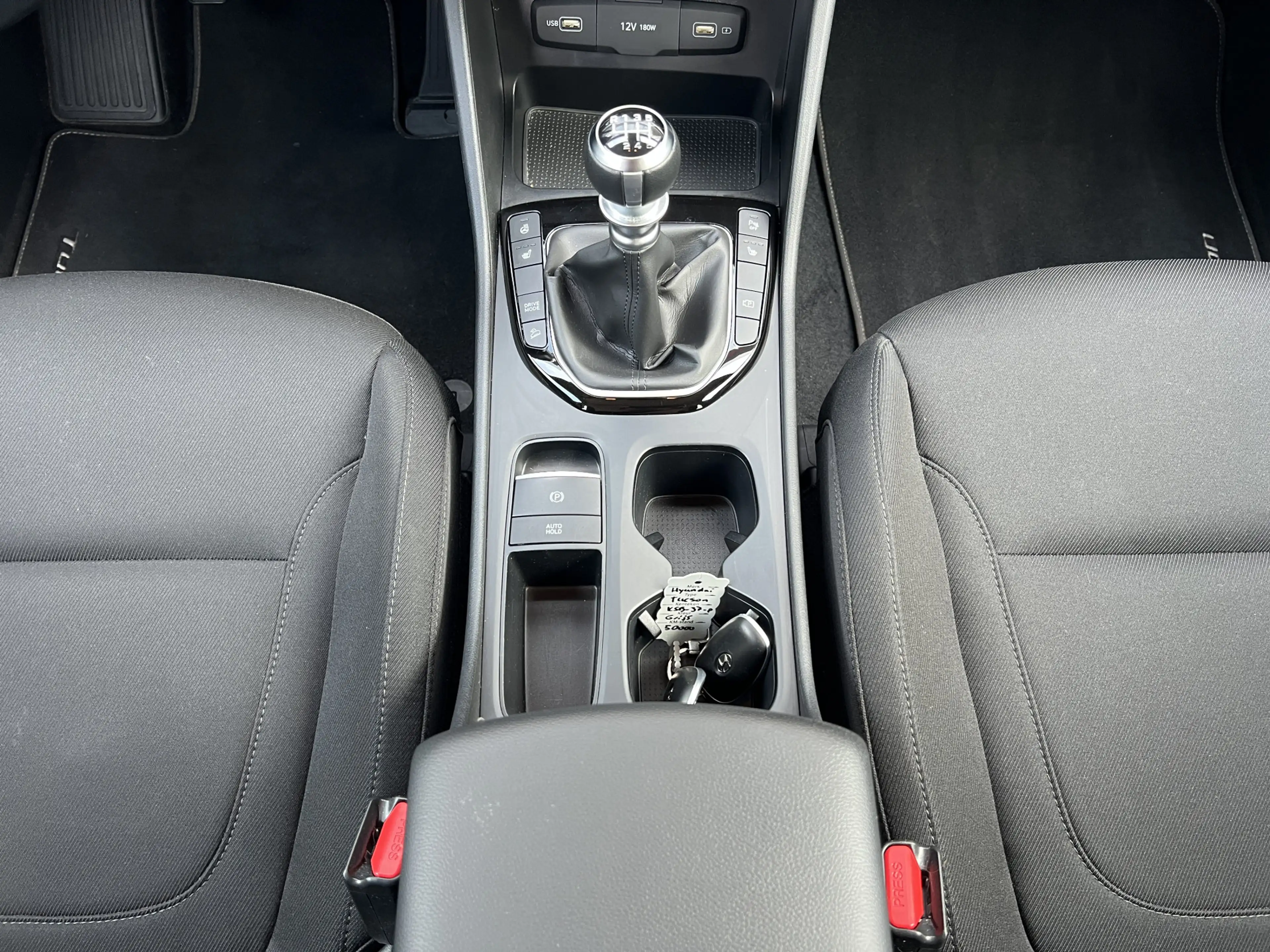 Hyundai TUCSON 1.6 T-GDI MHEV Comfort Smart | Carplay | Camera | — photo 27