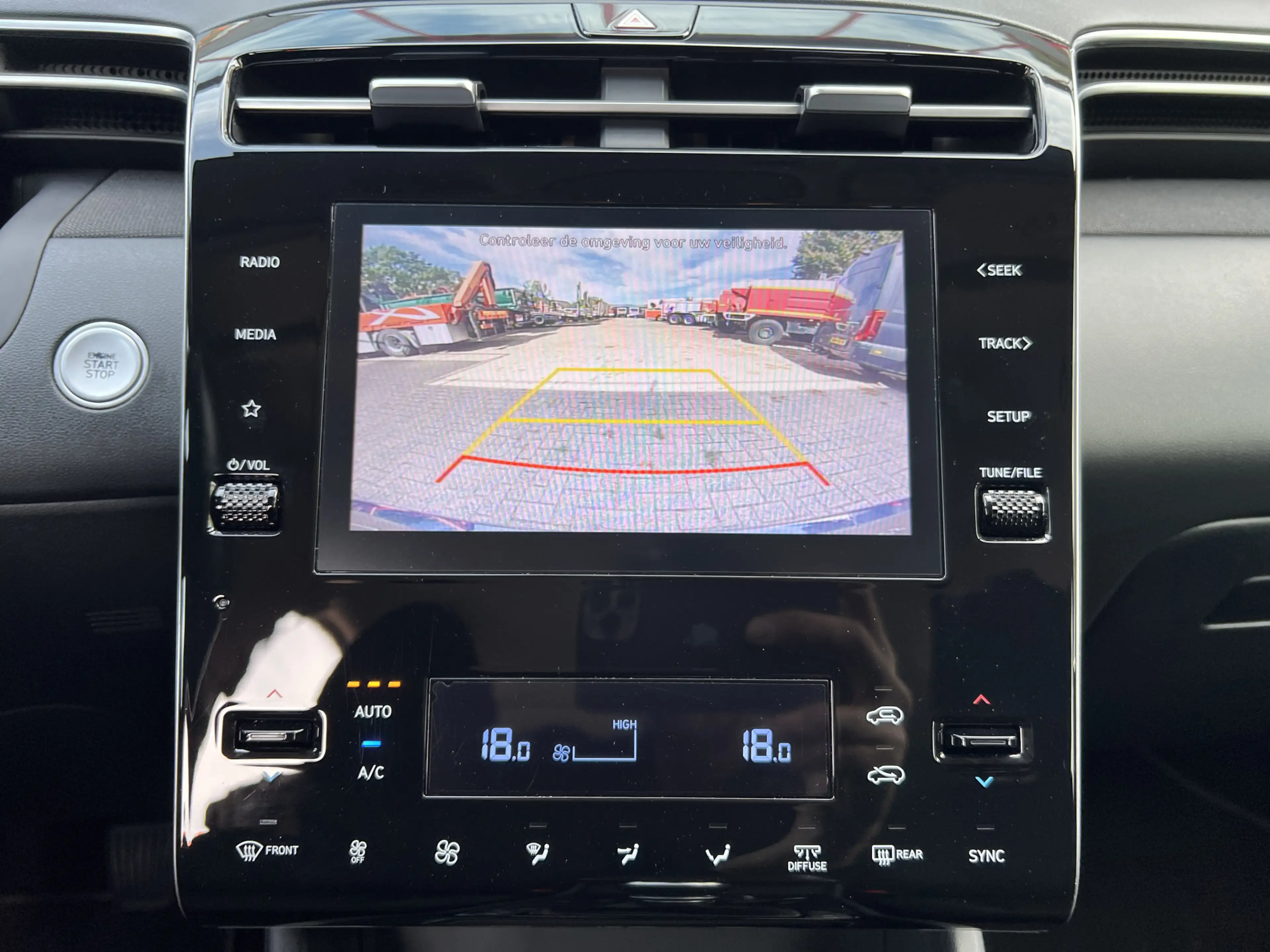 Hyundai TUCSON 1.6 T-GDI MHEV Comfort Smart | Carplay | Camera | — photo 23