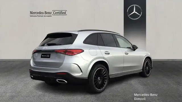 Mercedes-Benz GLC view 2