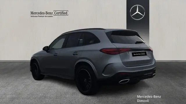 Mercedes-Benz GLC view 4