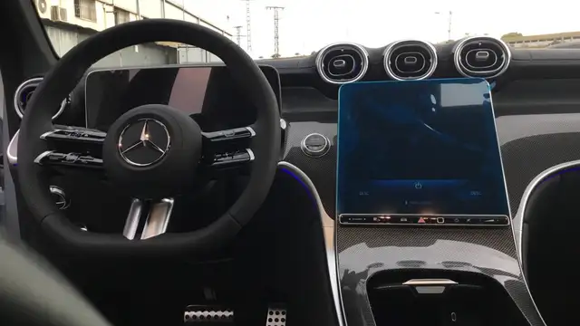 Mercedes-Benz GLC view 8