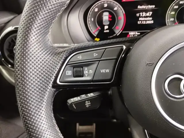 Audi Q2 view 17