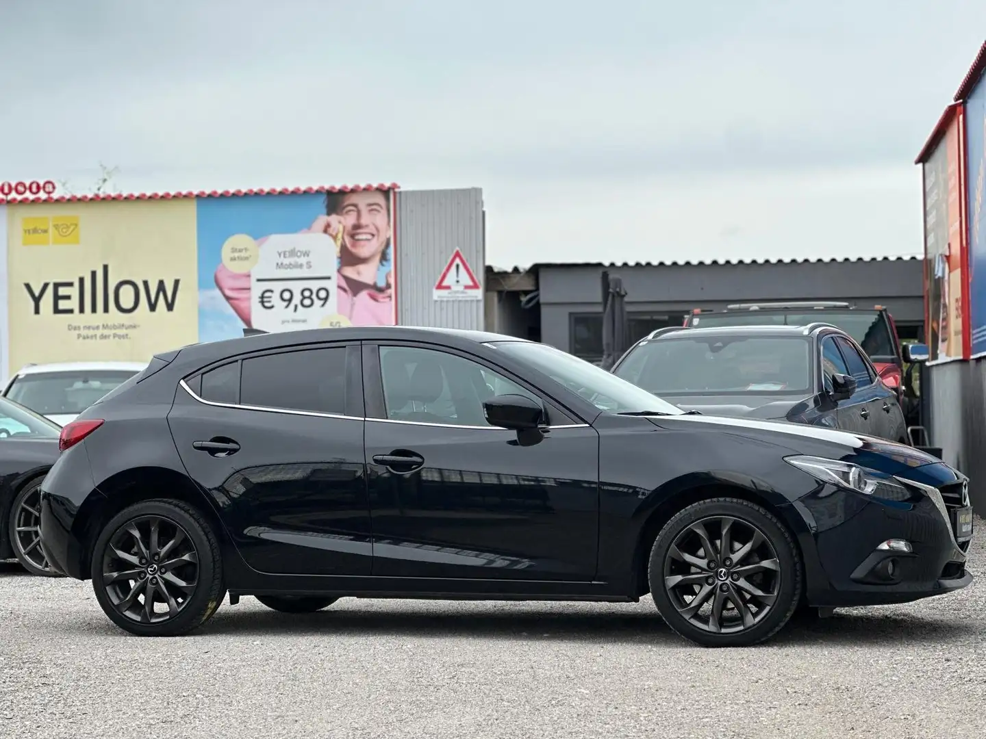 Mazda 3 Sport CD105 Takumi *1-Besitz*Alcantara*Navi*Xenon* Schwarz - 1