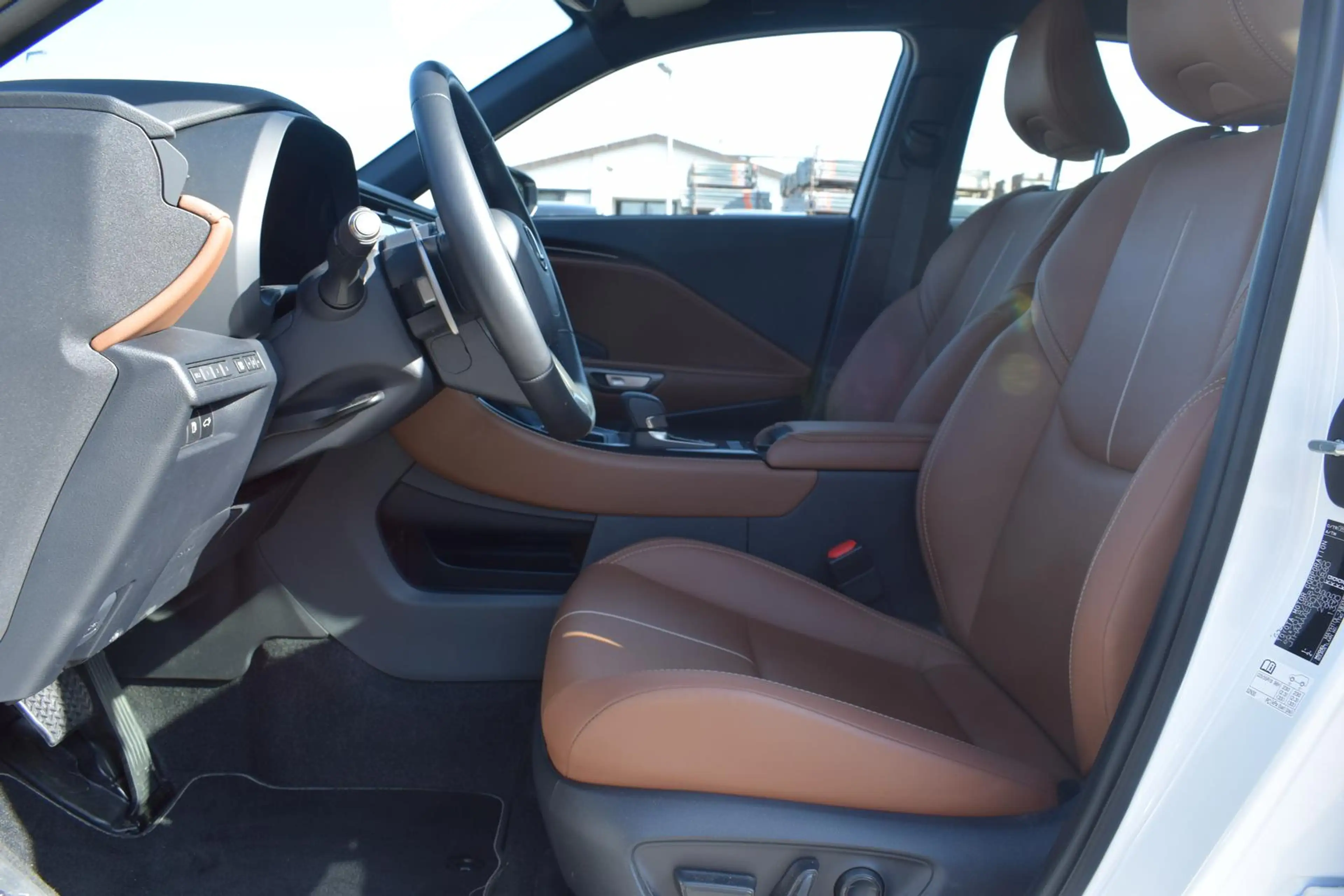 Lexus LBX FWD Relax — photo 15