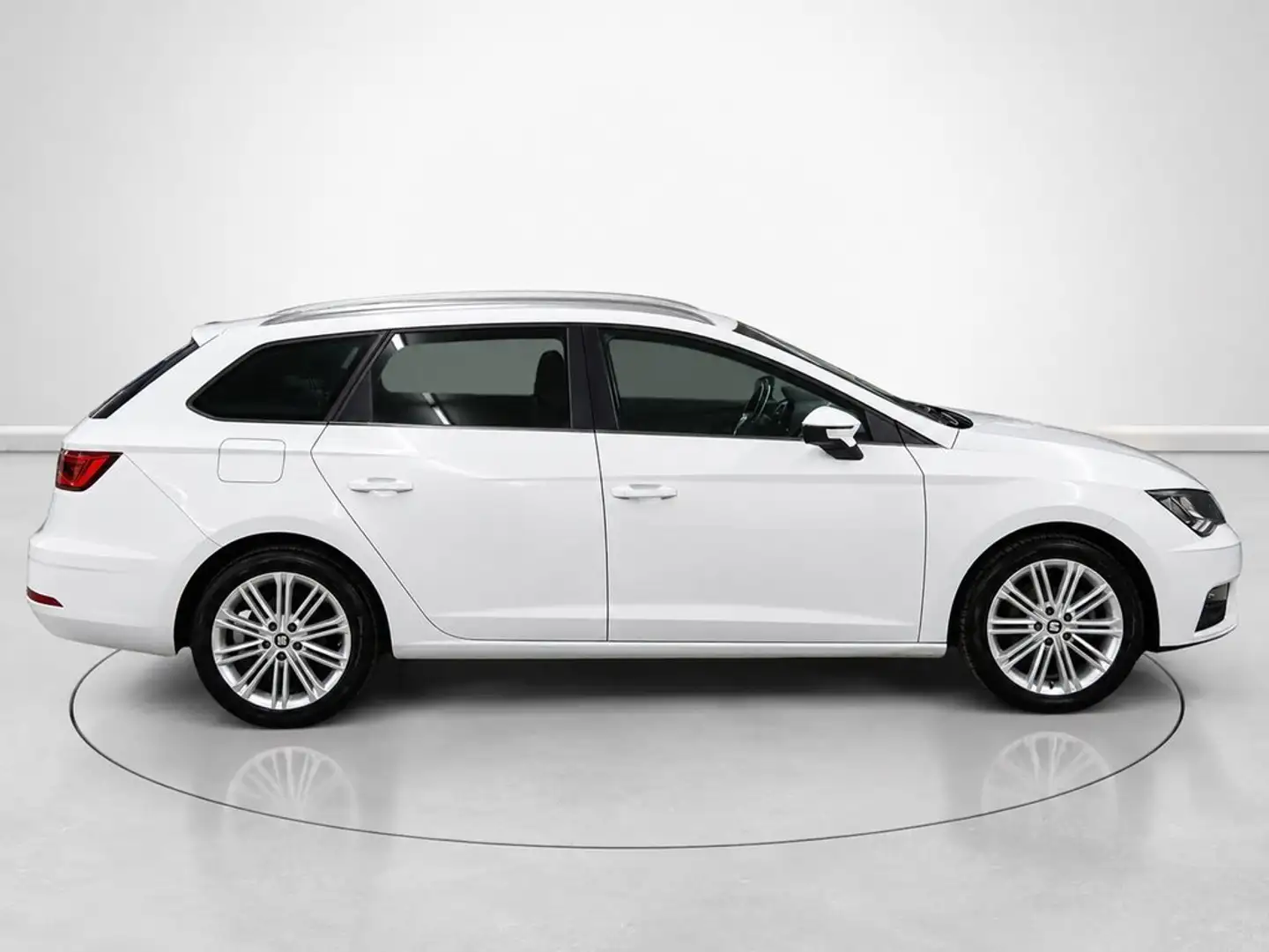 SEAT Leon ST 1.5 EcoTSI S&S Xcellence DSG7 150 Blanco - 2