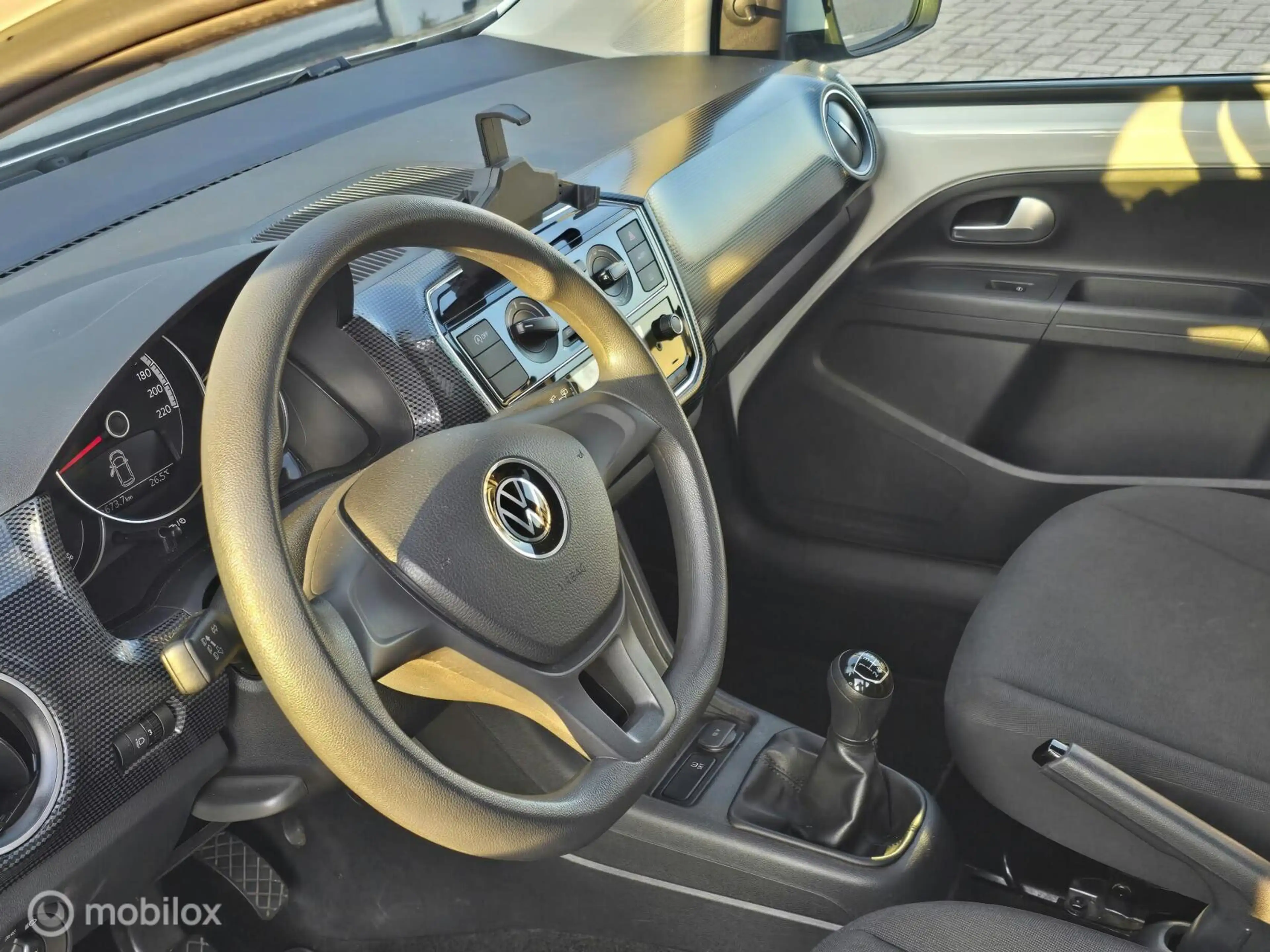 Volkswagen up! 1.0 BMT high up! — photo 12