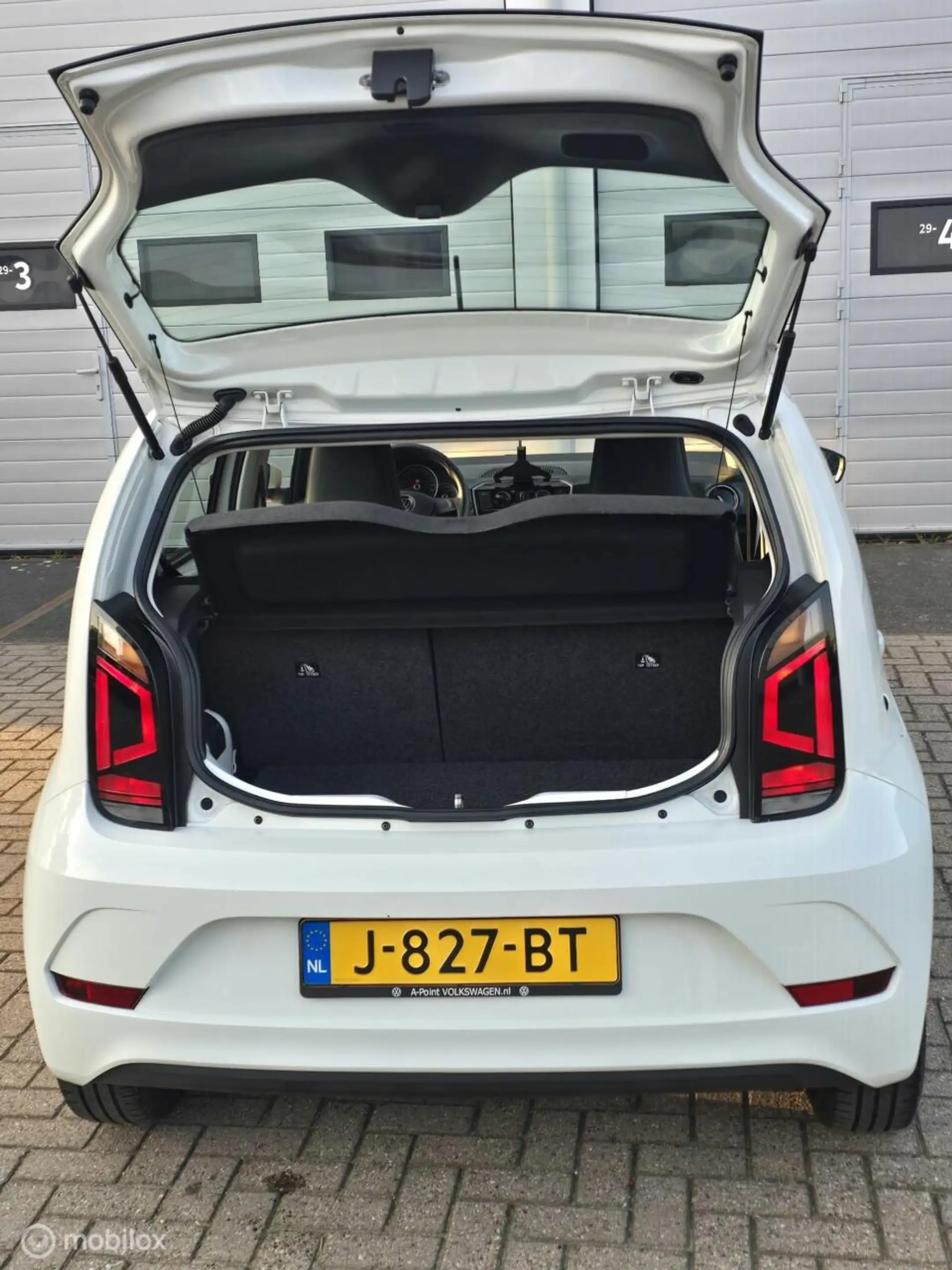 Volkswagen up! 1.0 BMT high up! — photo 7