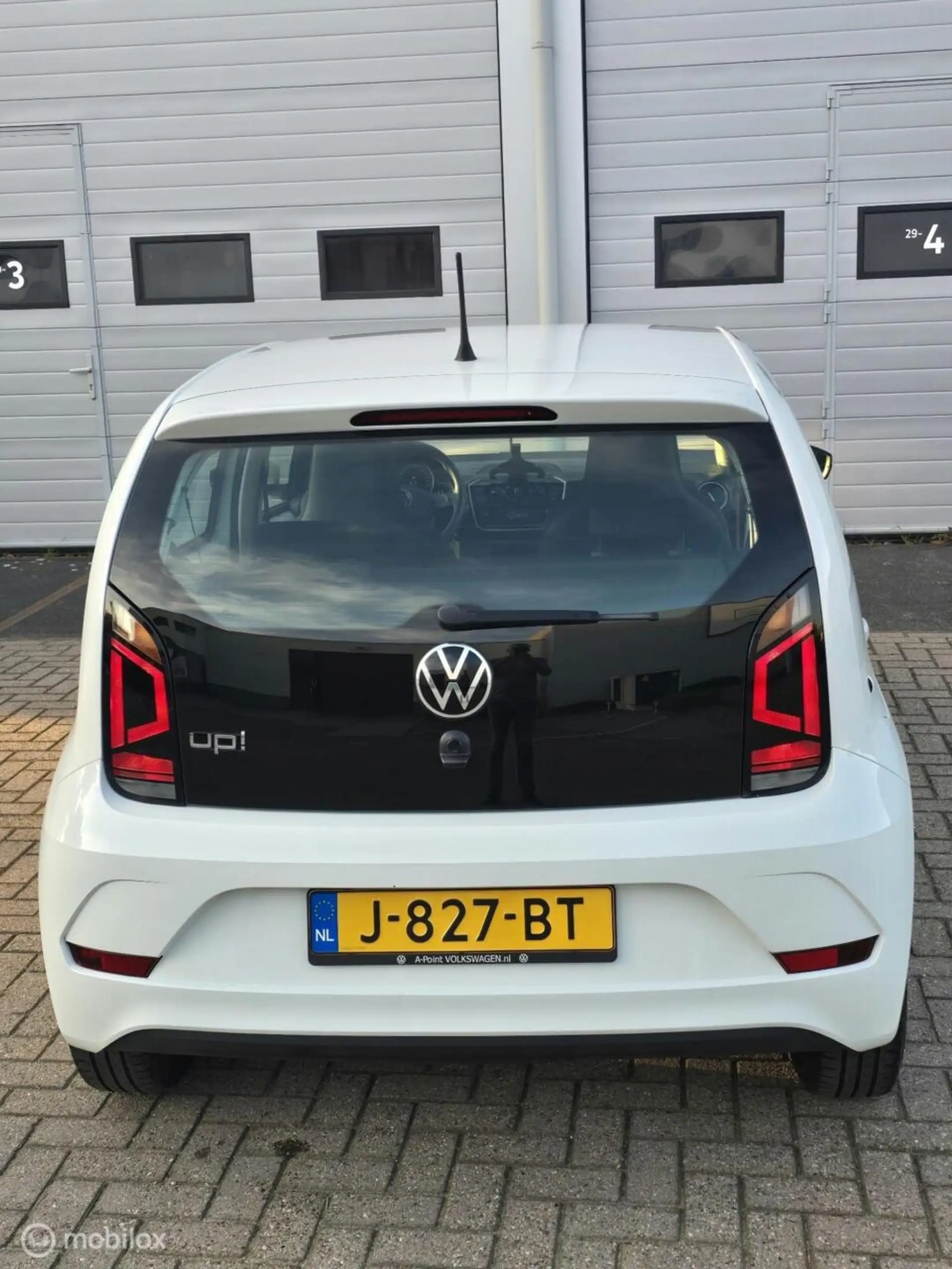 Volkswagen up! 1.0 BMT high up! — photo 6