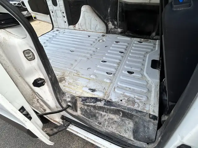Citroen Berlingo view 18