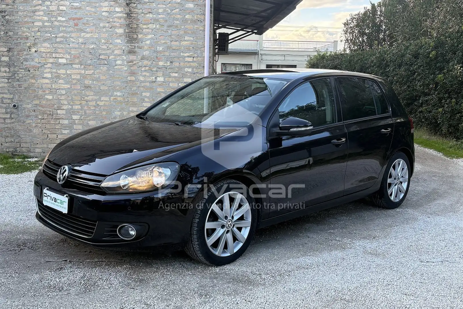 Volkswagen Golf Golf 2.0 TDI 140CV DPF 5p. Highline Nero - 1