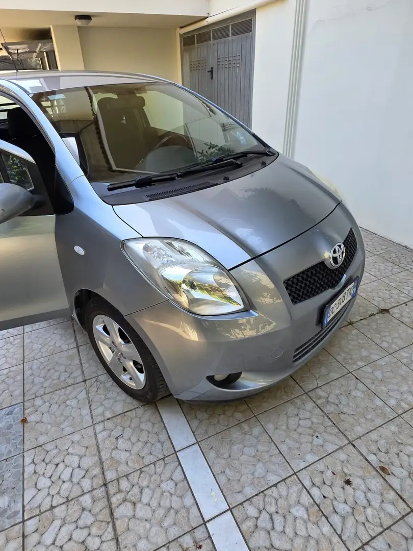 Toyota Yaris 3p 1.0 - 1