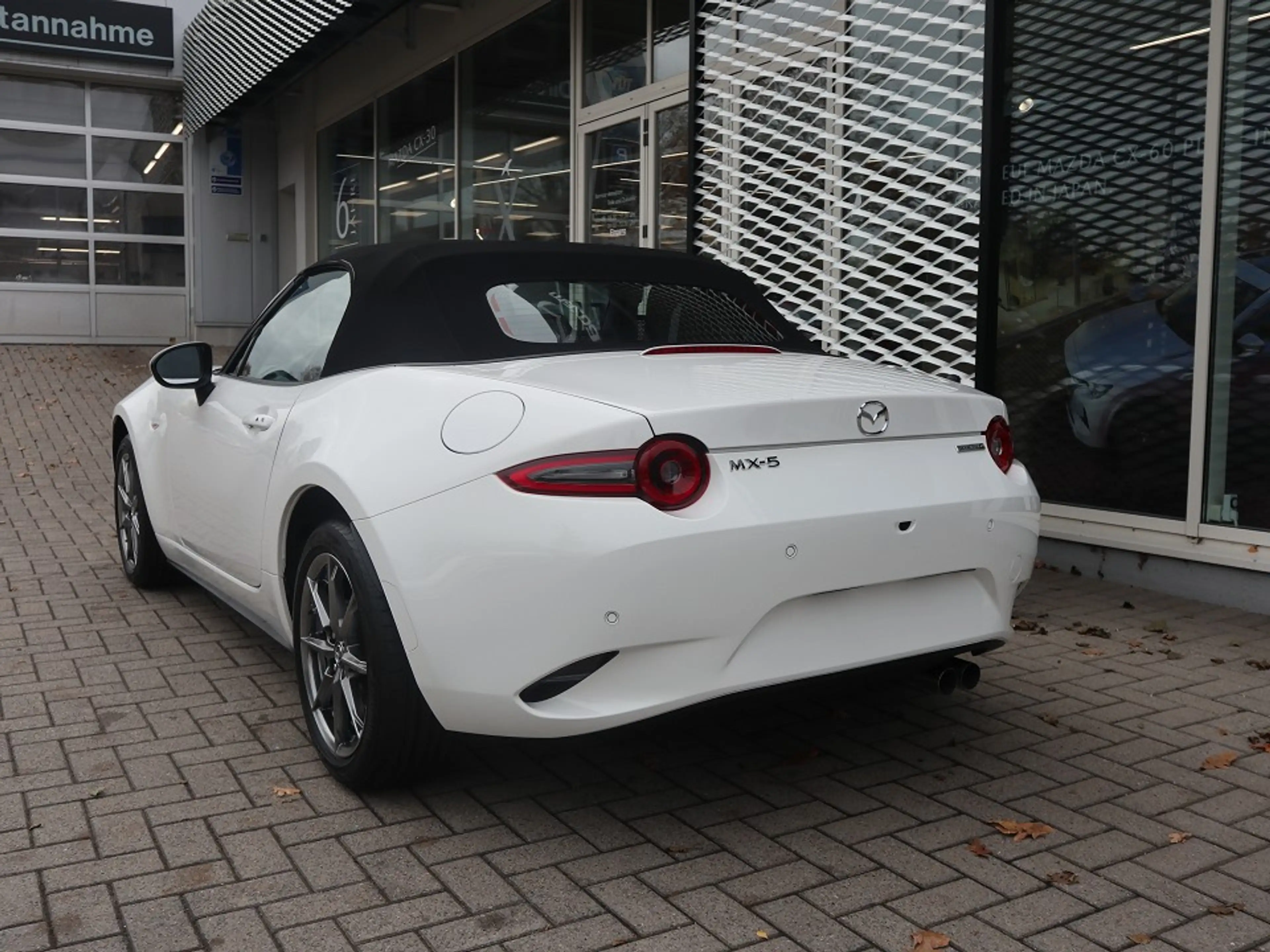 Mazda MX-5 2027 G-136 Exclusive-Line LEDER NAVI ACAA BOSE RFK — photo 4