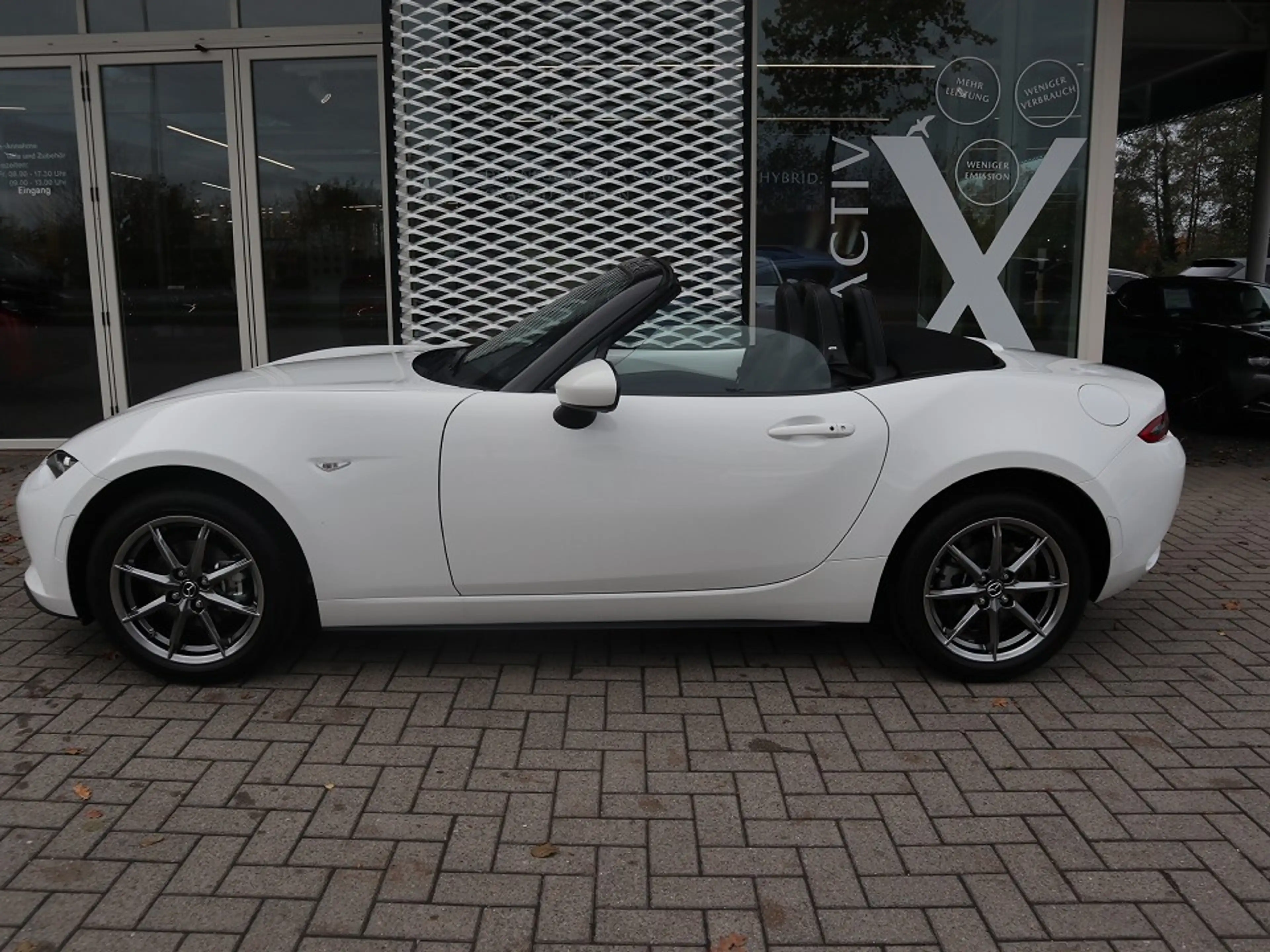 Mazda MX-5 2027 G-136 Exclusive-Line LEDER NAVI ACAA BOSE RFK — photo 3