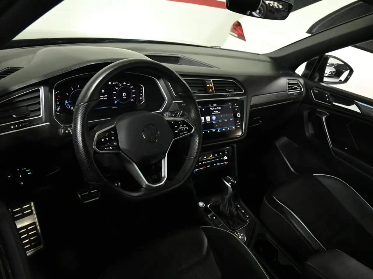 Volkswagen Tiguan снимка Volkswagen Tiguan