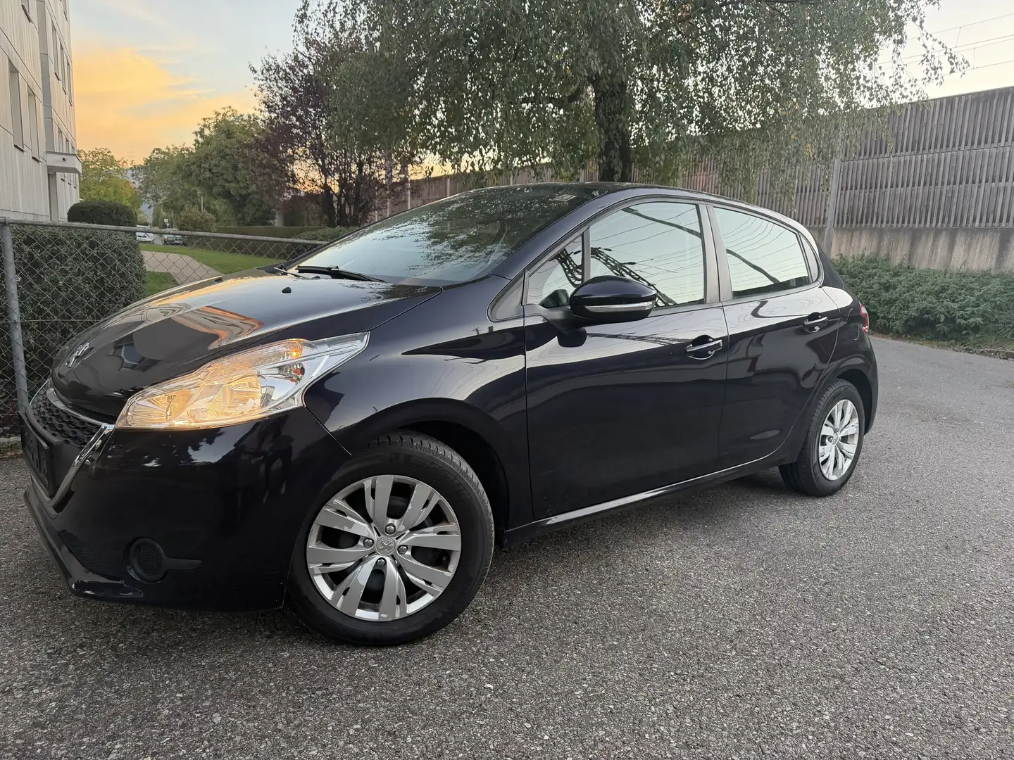 Peugeot 208 Active 1,2 VTi 82 - 2
