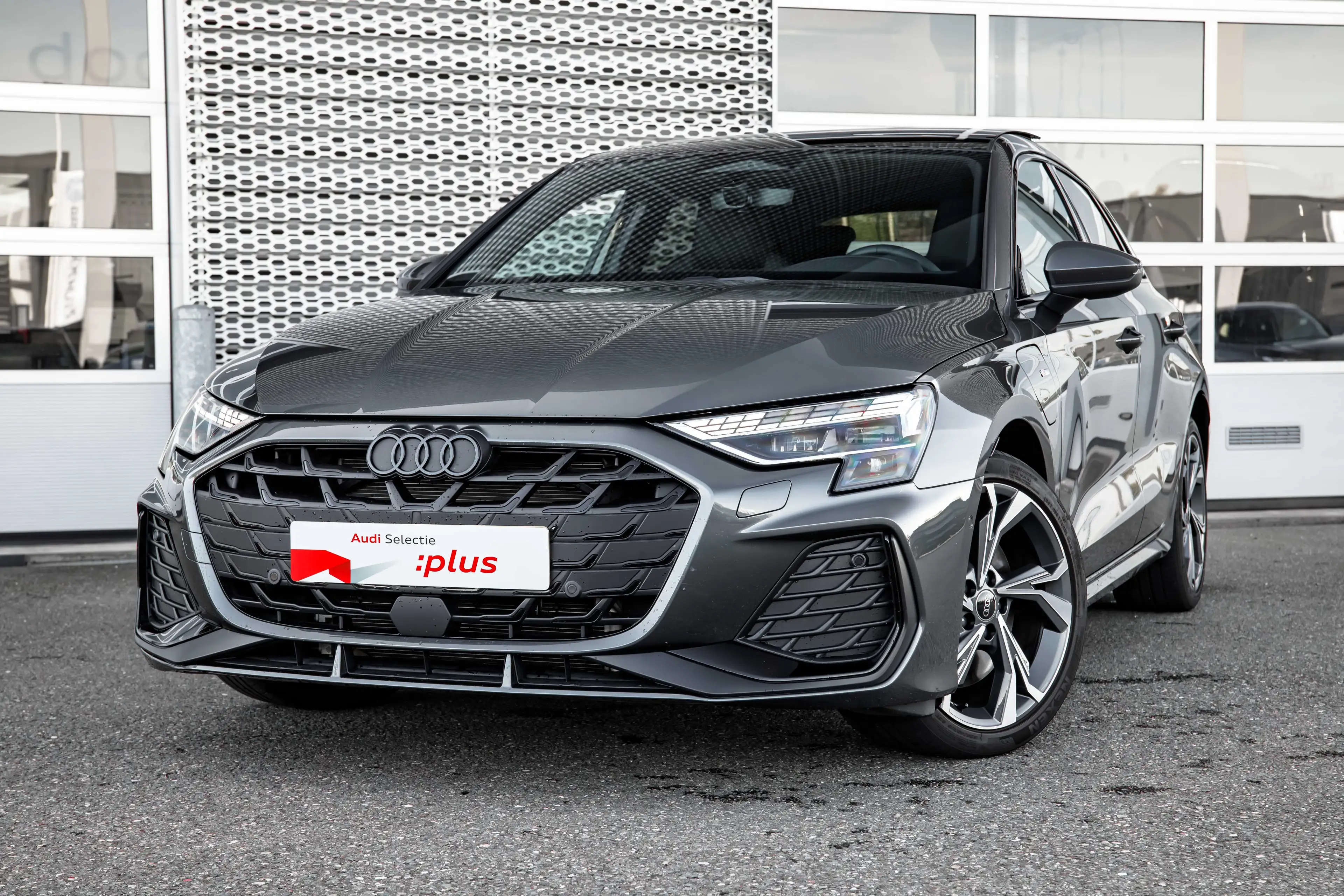 Audi A3 Sportback 45 TFSI e S edition Competition | Panora — photo 6