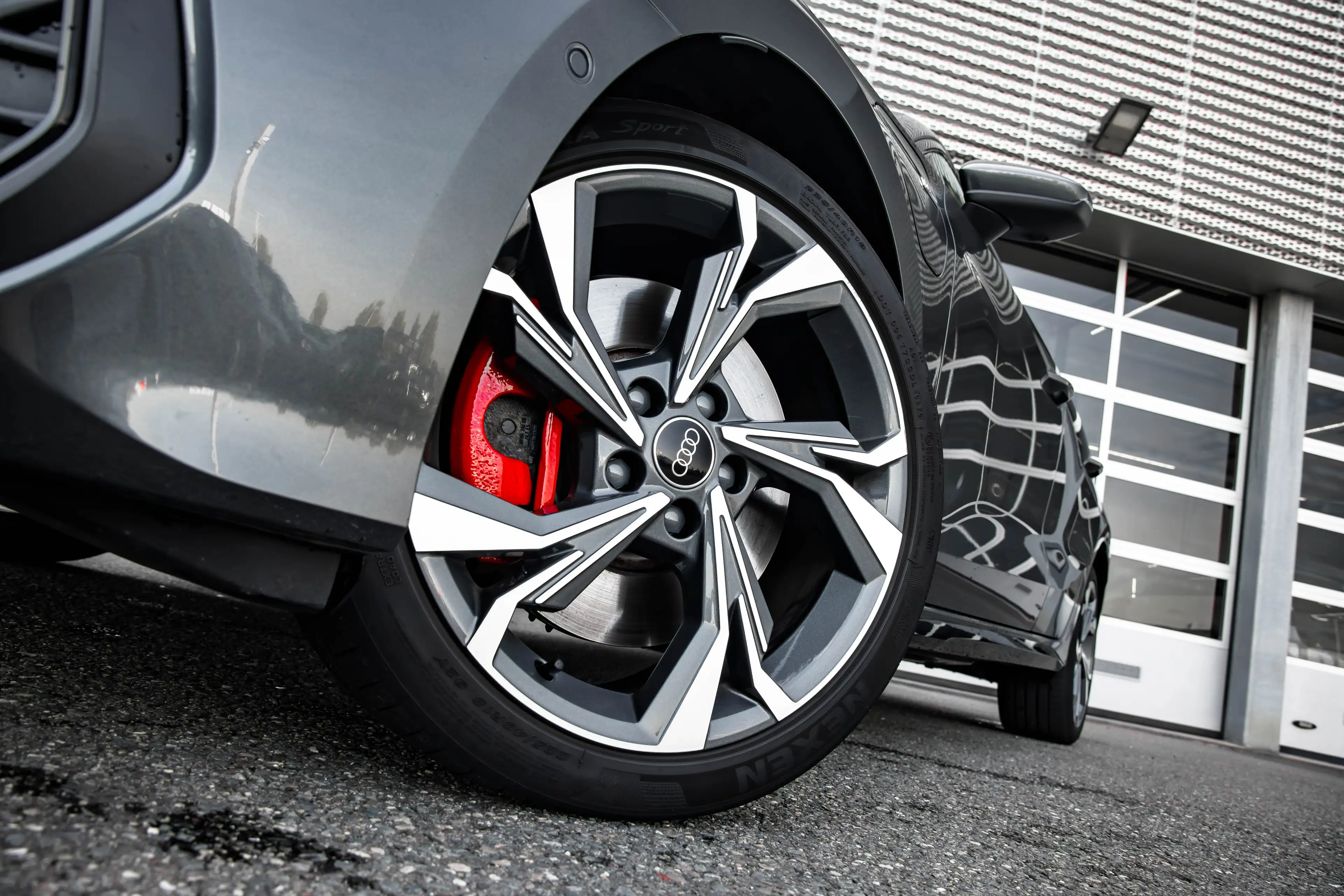 Audi A3 Sportback 45 TFSI e S edition Competition | Panora — photo 7