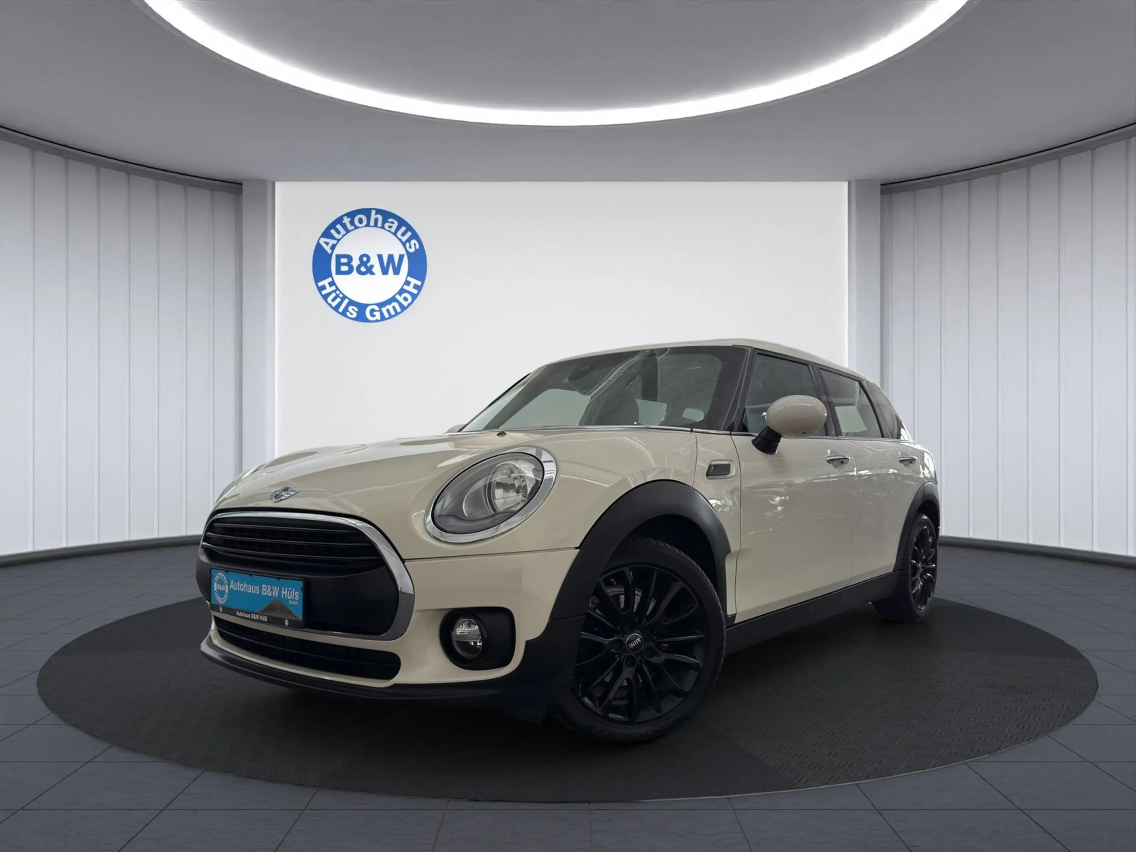 MINI One Clubman *SHZ*TEMPOMAT*KLIMA* — photo 3