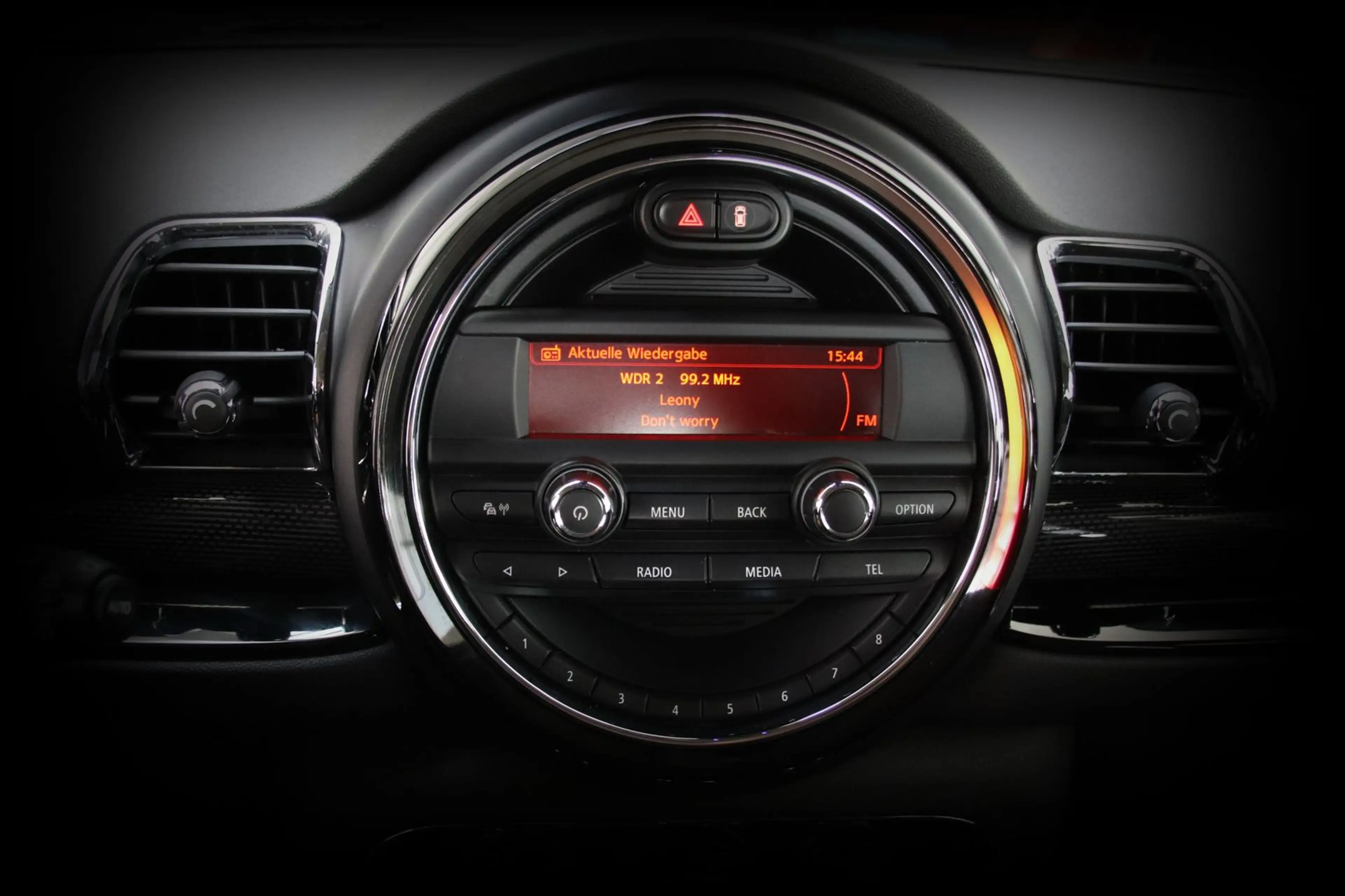 MINI One Clubman *SHZ*TEMPOMAT*KLIMA* — photo 11