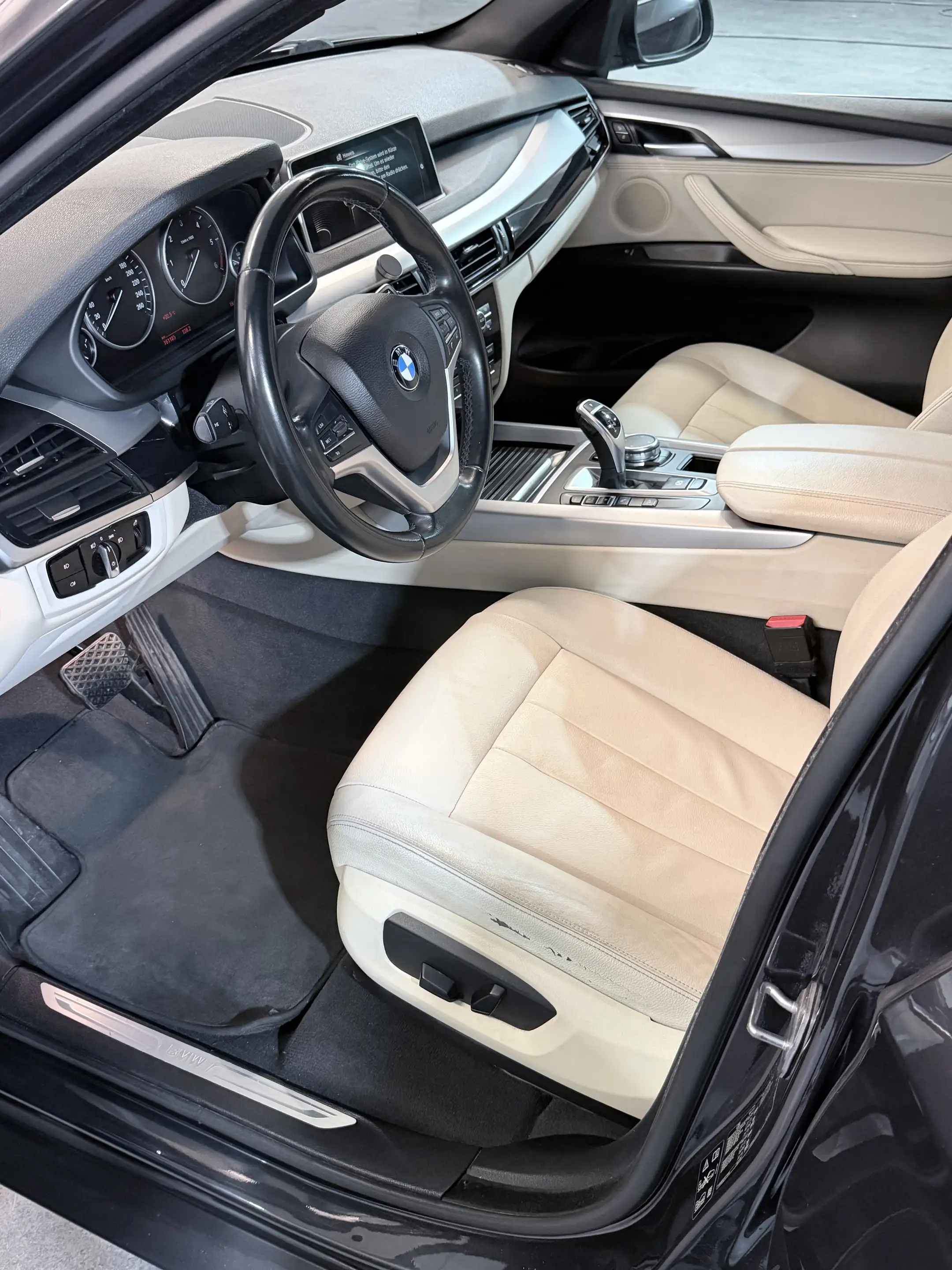 BMW X5 XDrive 30 d 2 Vorbes. LED Xenon Navi PDC Leder All — photo 14