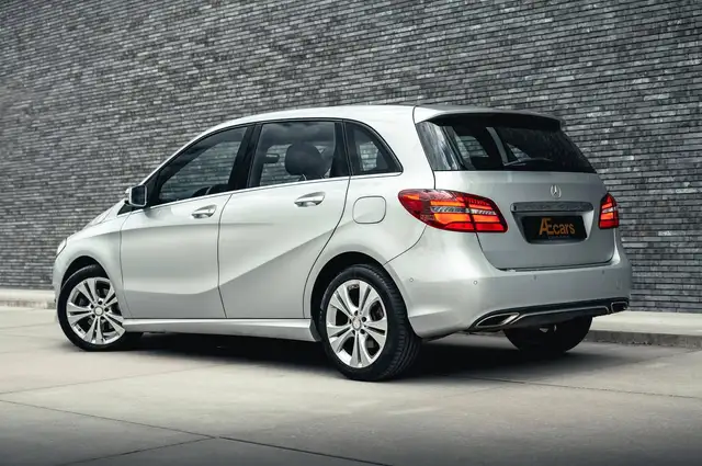 Mercedes-Benz B-Class view 4