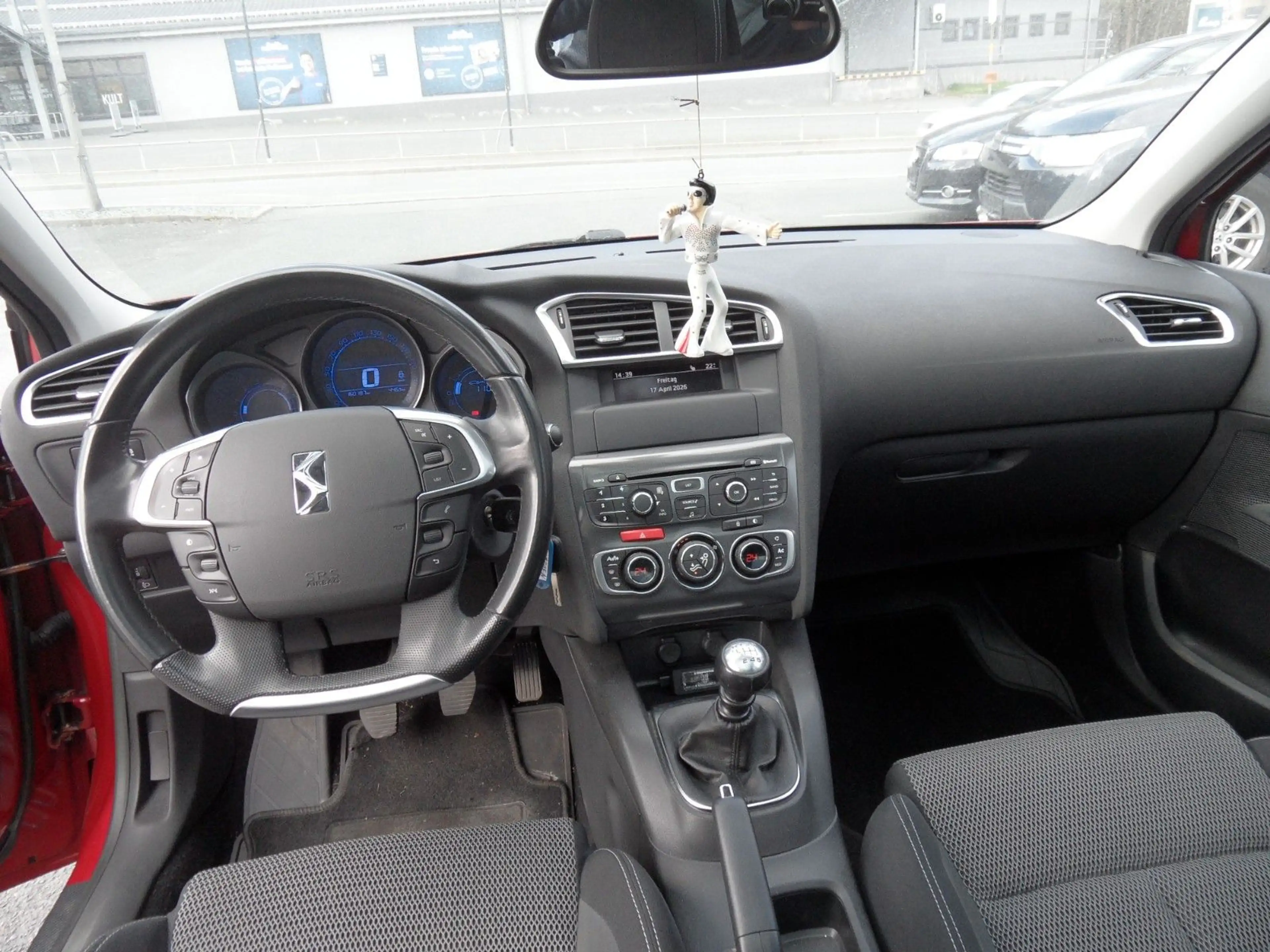 Citroen C4 Lim. Selection Panorama-Dach — photo 11