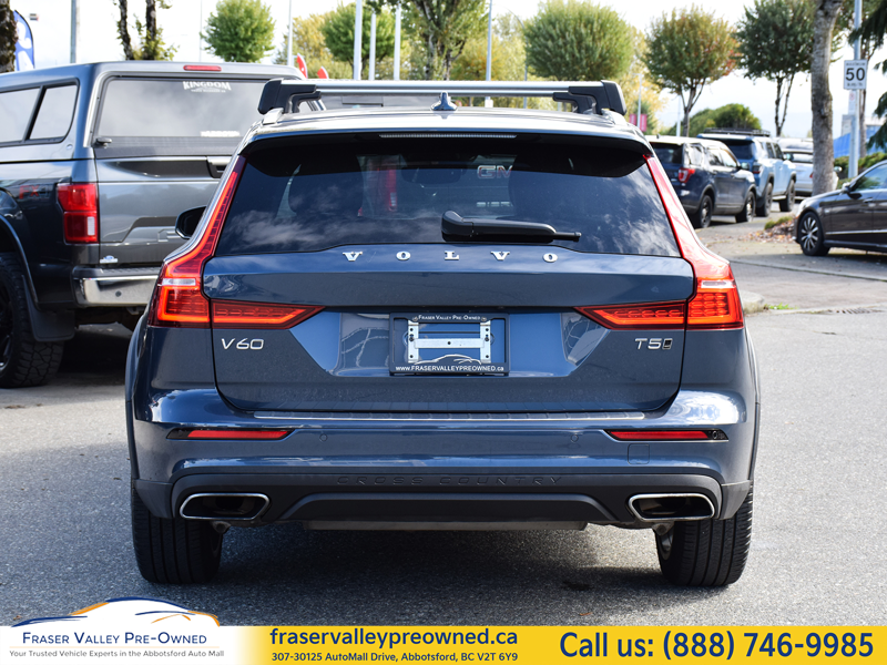 2019 Volvo V60 Cross Country