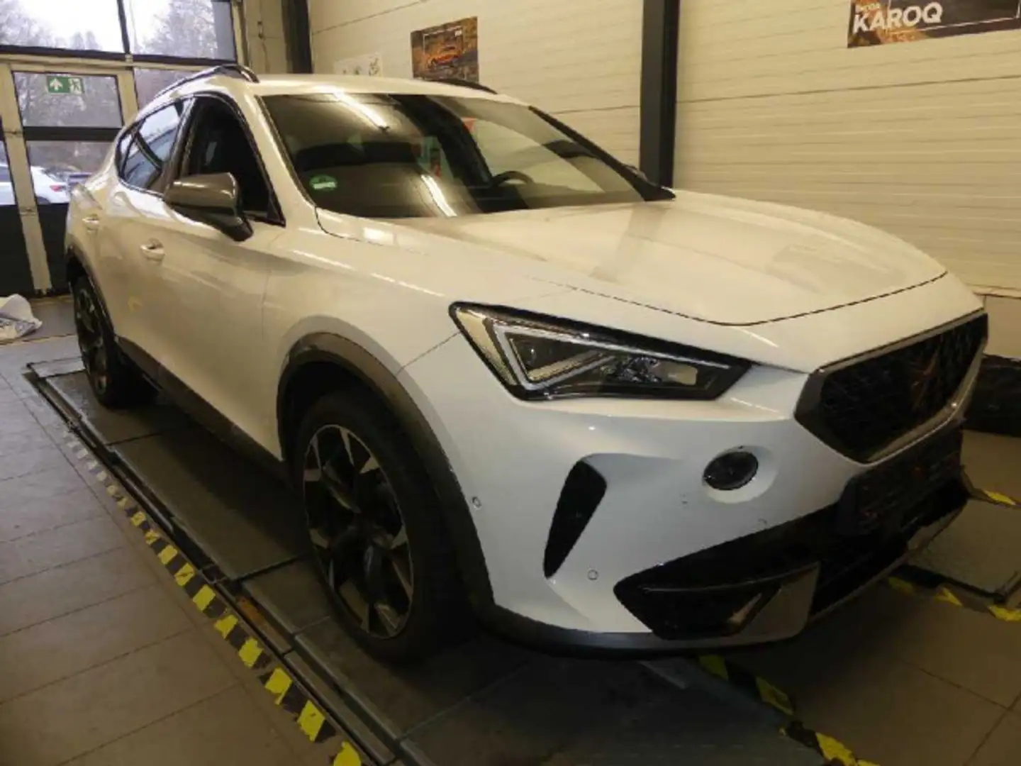 CUPRA Formentor VZ 2.0 TSI 4Drive Navi, DCC, Kessy, Wi Weiß - 2