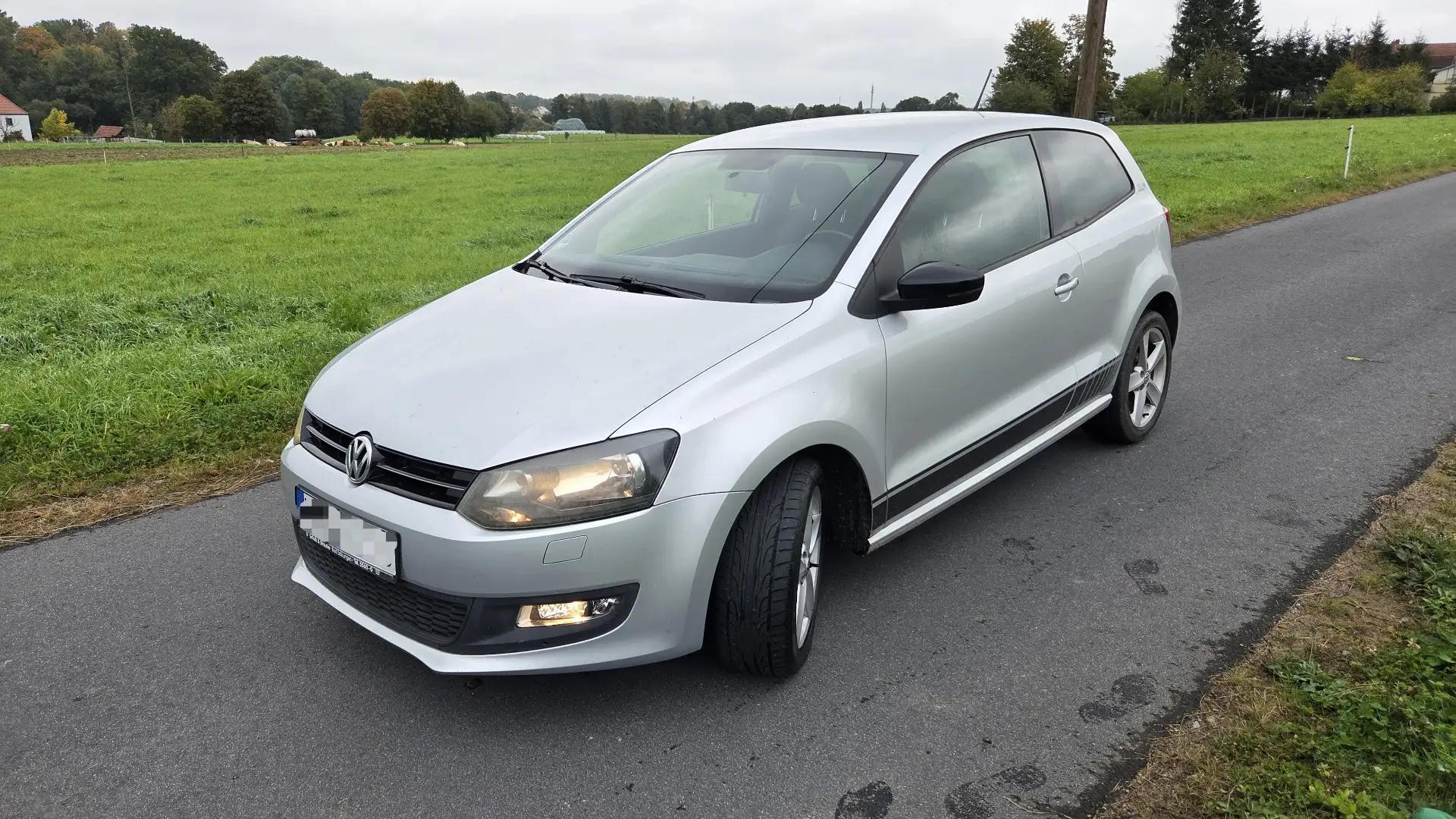 Volkswagen Polo 1.2 Silver Edition Tüv neu - 2