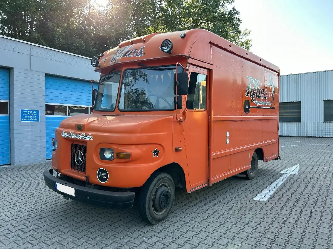Mercedes-Benz Verkaufsfahrzeug / Food Truck, foto 1