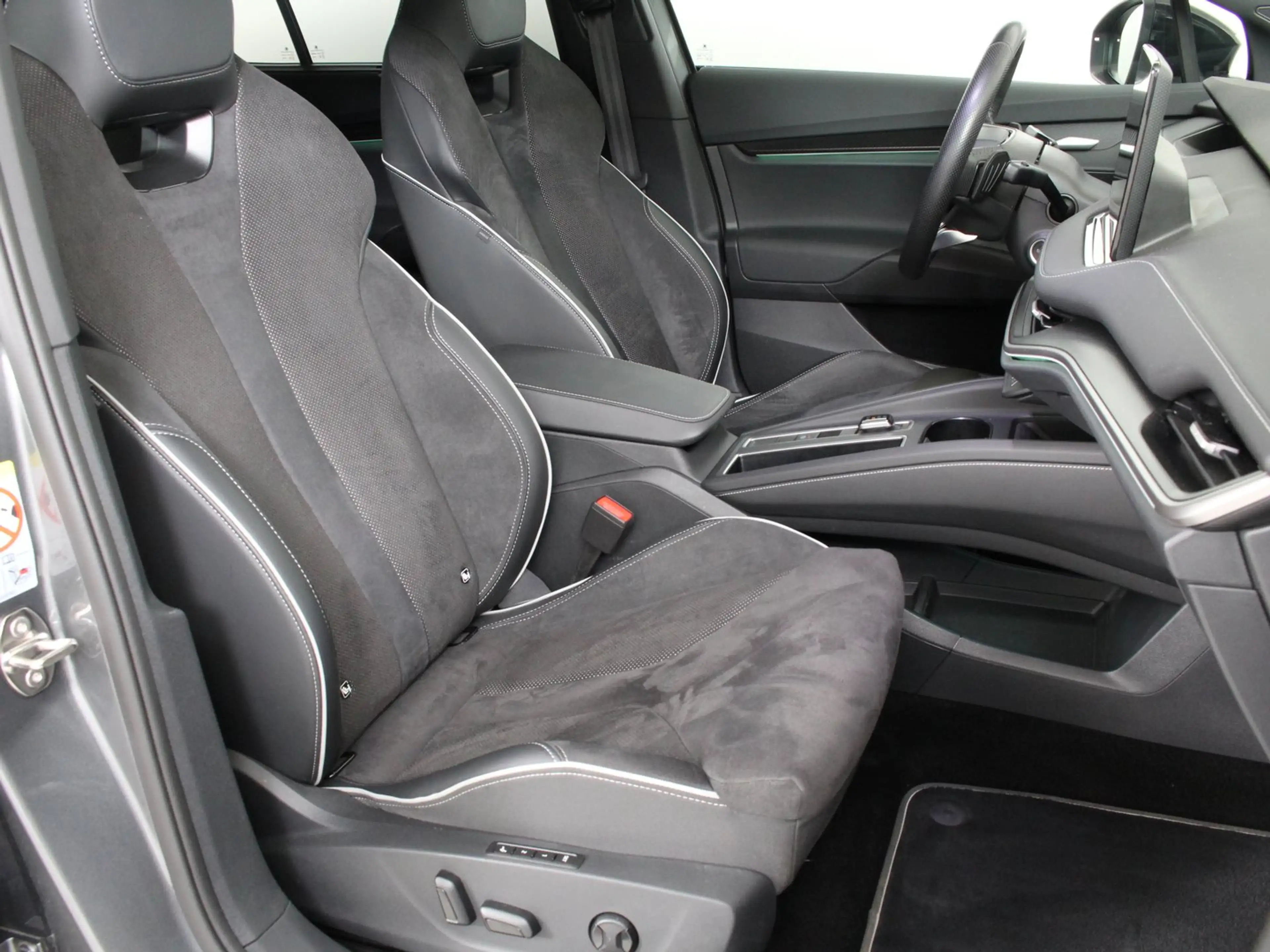 Skoda Enyaq Sportline 85x — photo 9