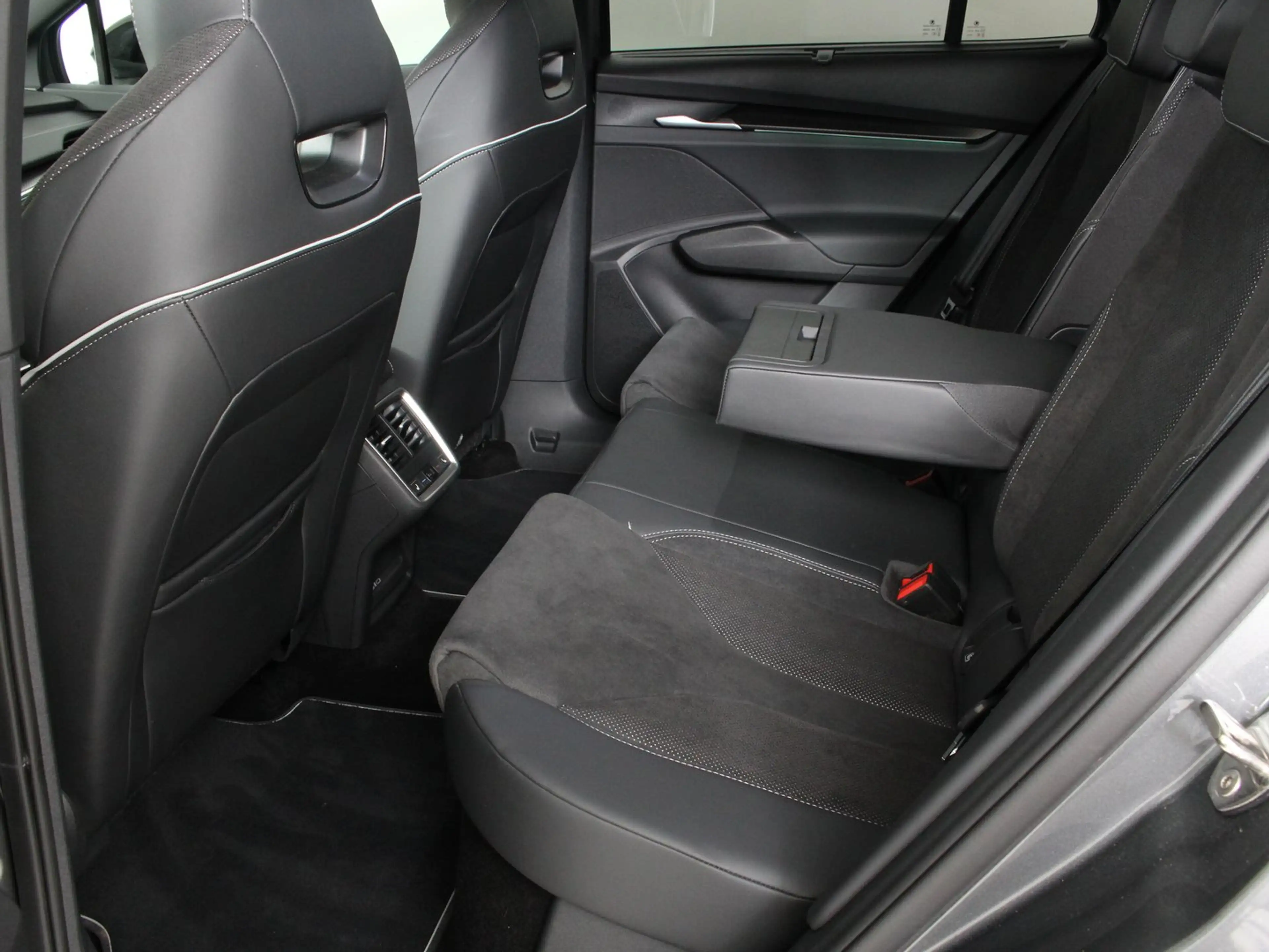 Skoda Enyaq Sportline 85x — photo 5