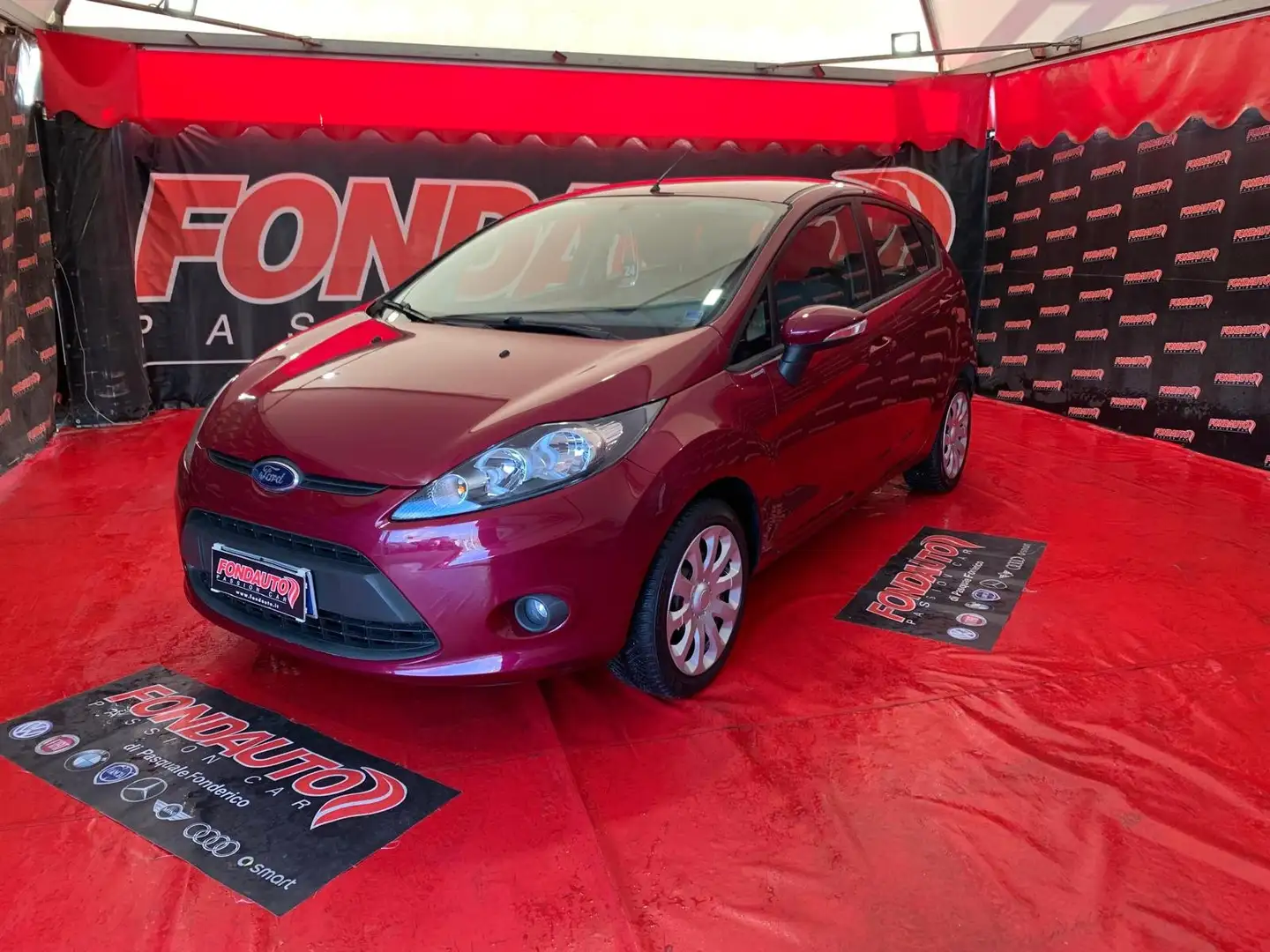 Ford Fiesta 5p 1.2 16v + 82cv Paars - 1