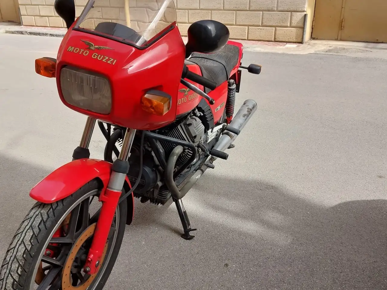 Moto Guzzi V 35