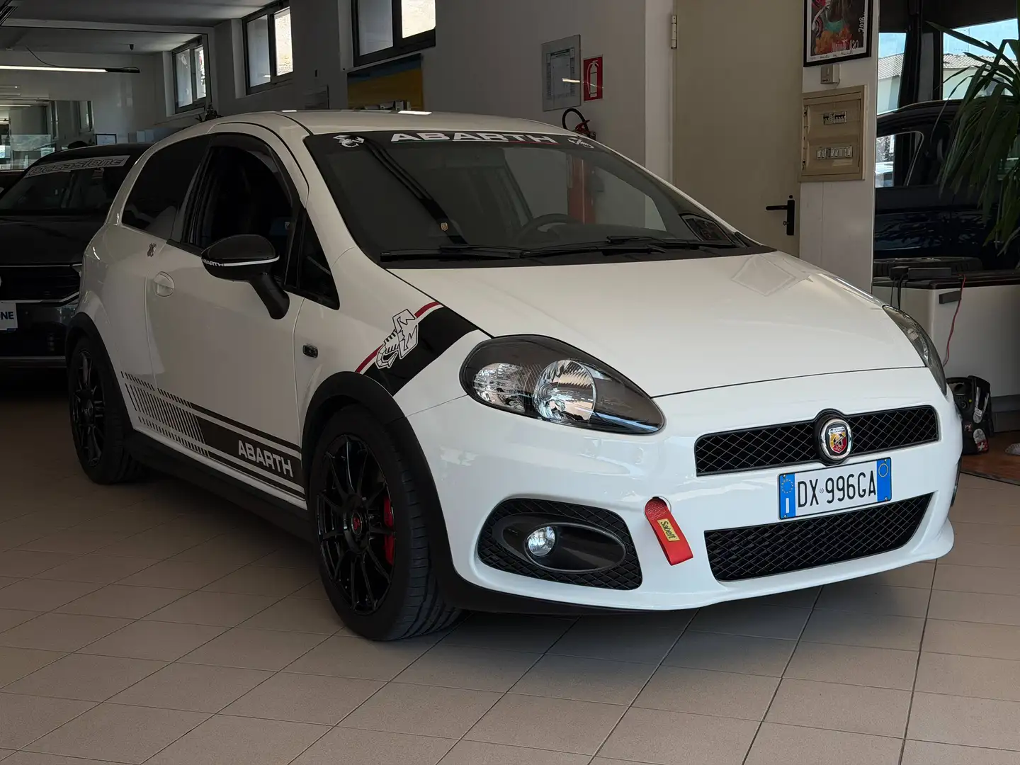 Abarth Grande Punto Abarth Grande Punto 1.4cc t. t-jet 155cv 3p Weiß - 1