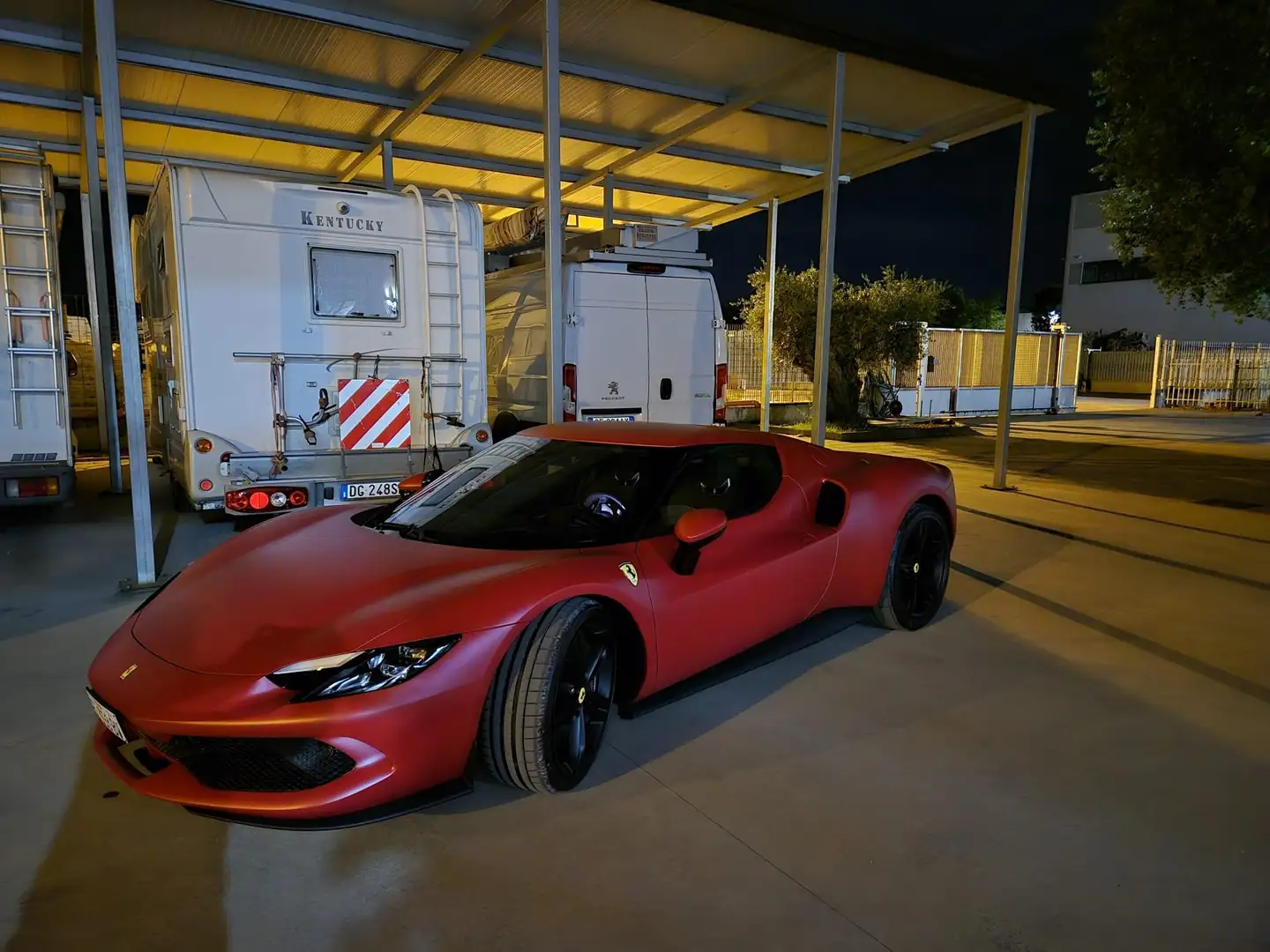 Ferrari 296 GTB Rosso - 2