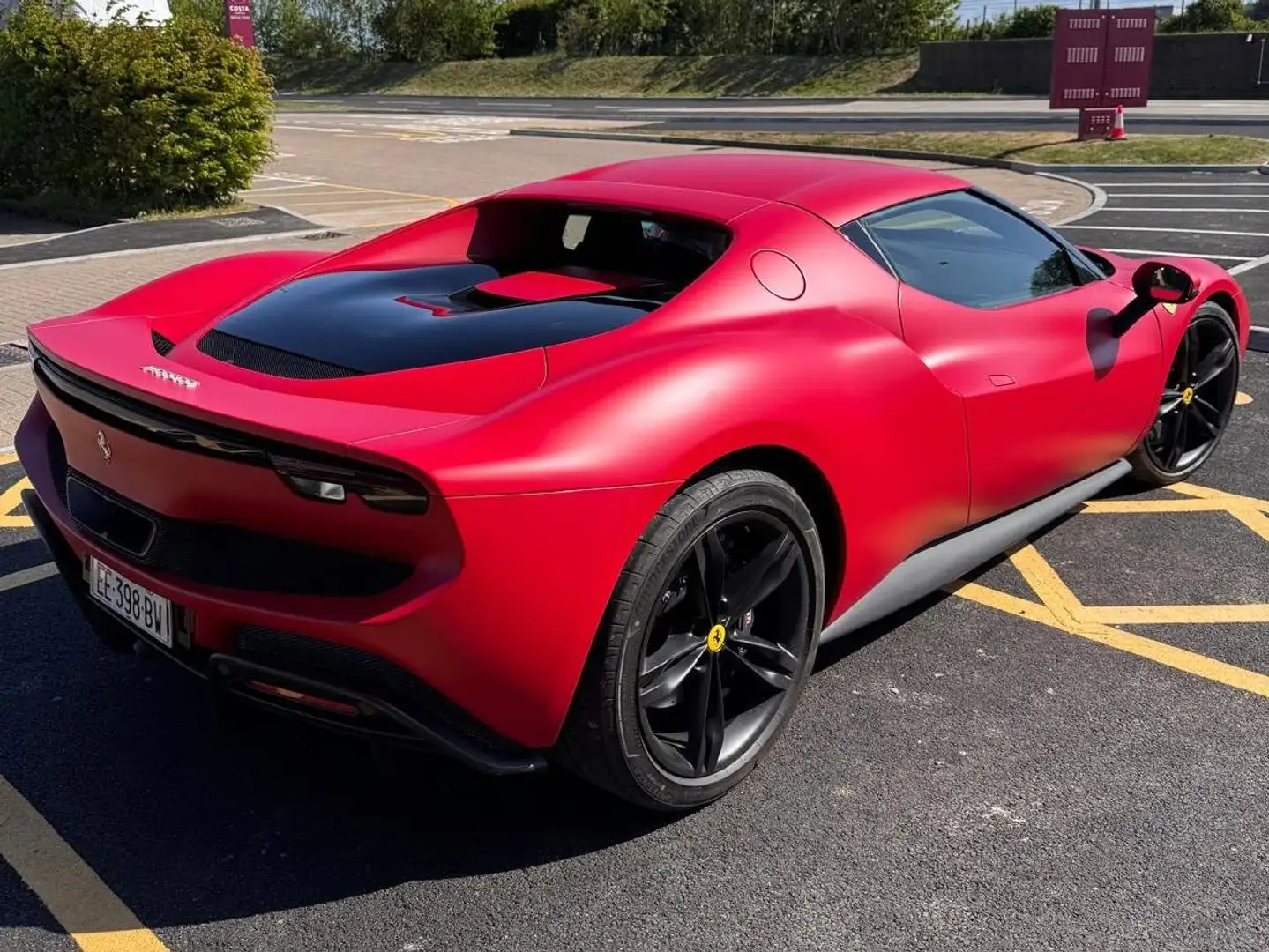 Ferrari 296 GTB Rosso - 1