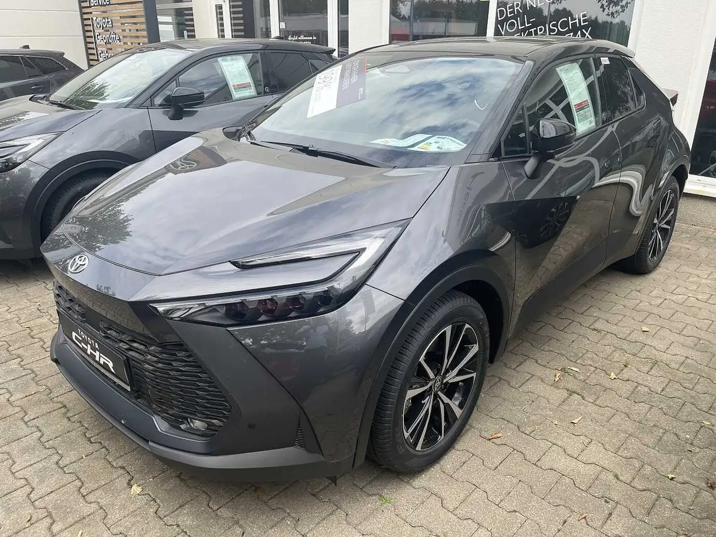 Toyota C-HR 2.0 Plug-in Hybrid Team D Gris - 1