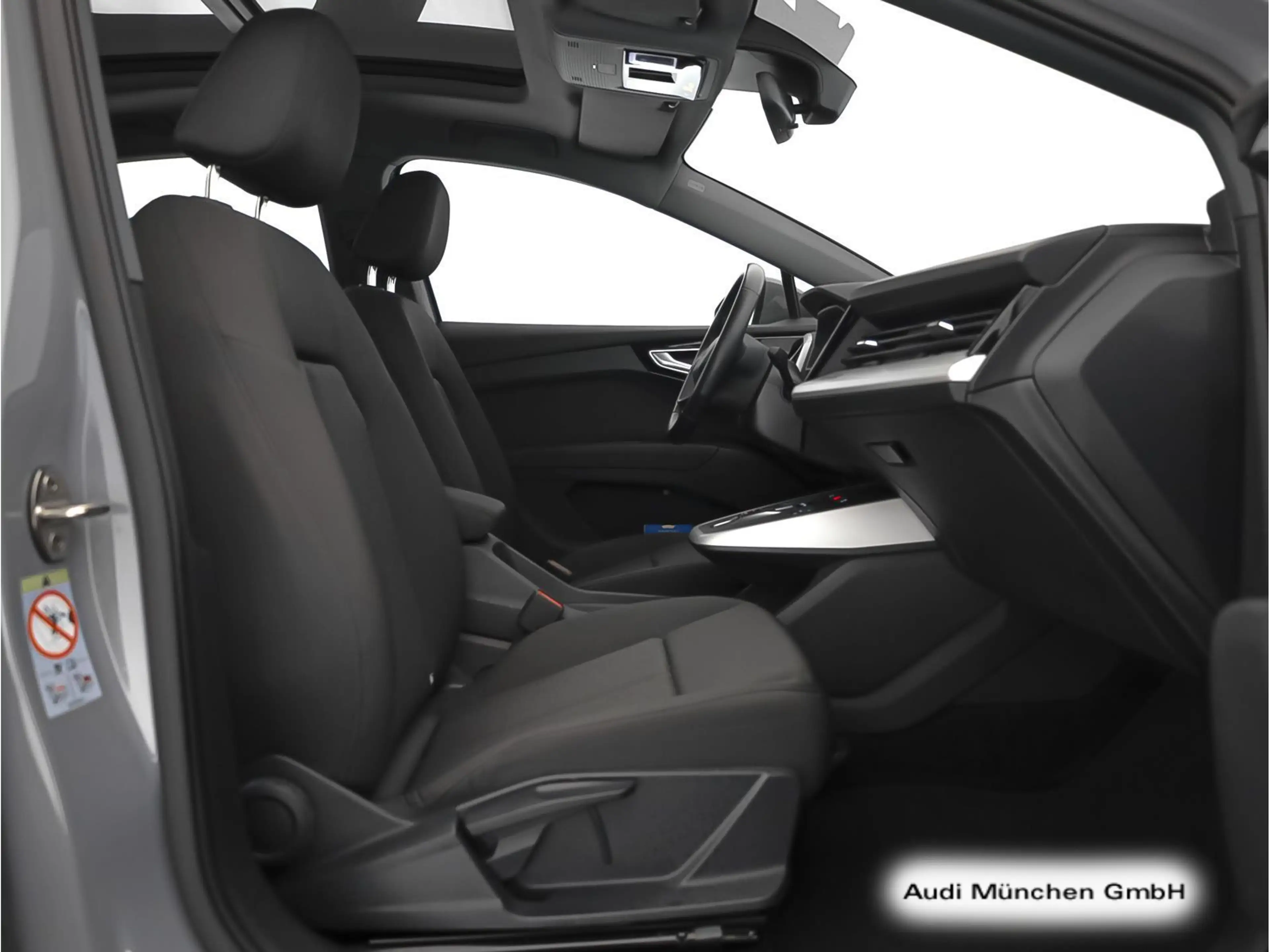 Audi Q4 e-tron 35 advanced Pano/Navi+ — photo 14