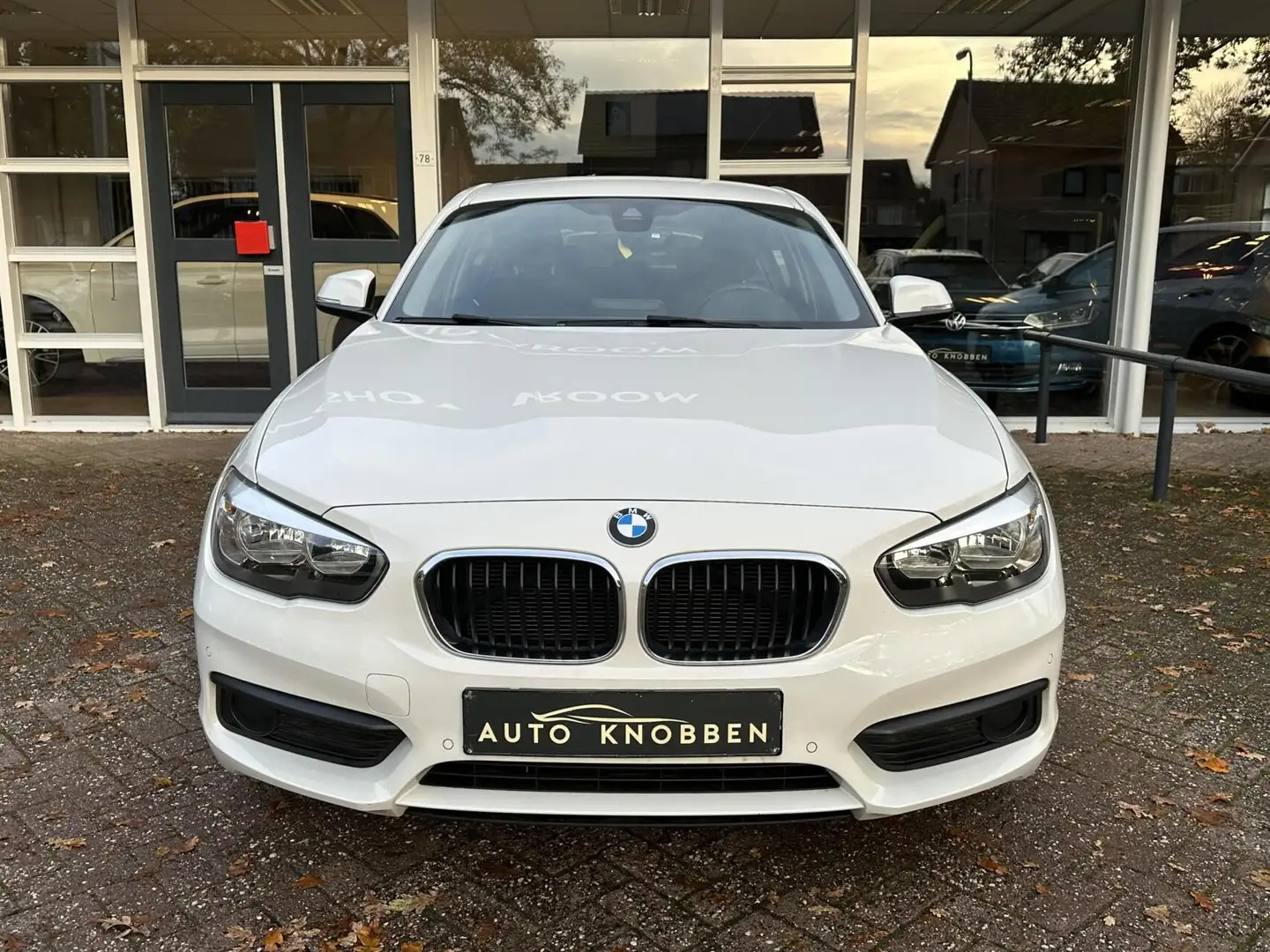 BMW 116 1-serie 116i Navi, Climat, Cruise, Bluetooth, Pdc, Wit - 2