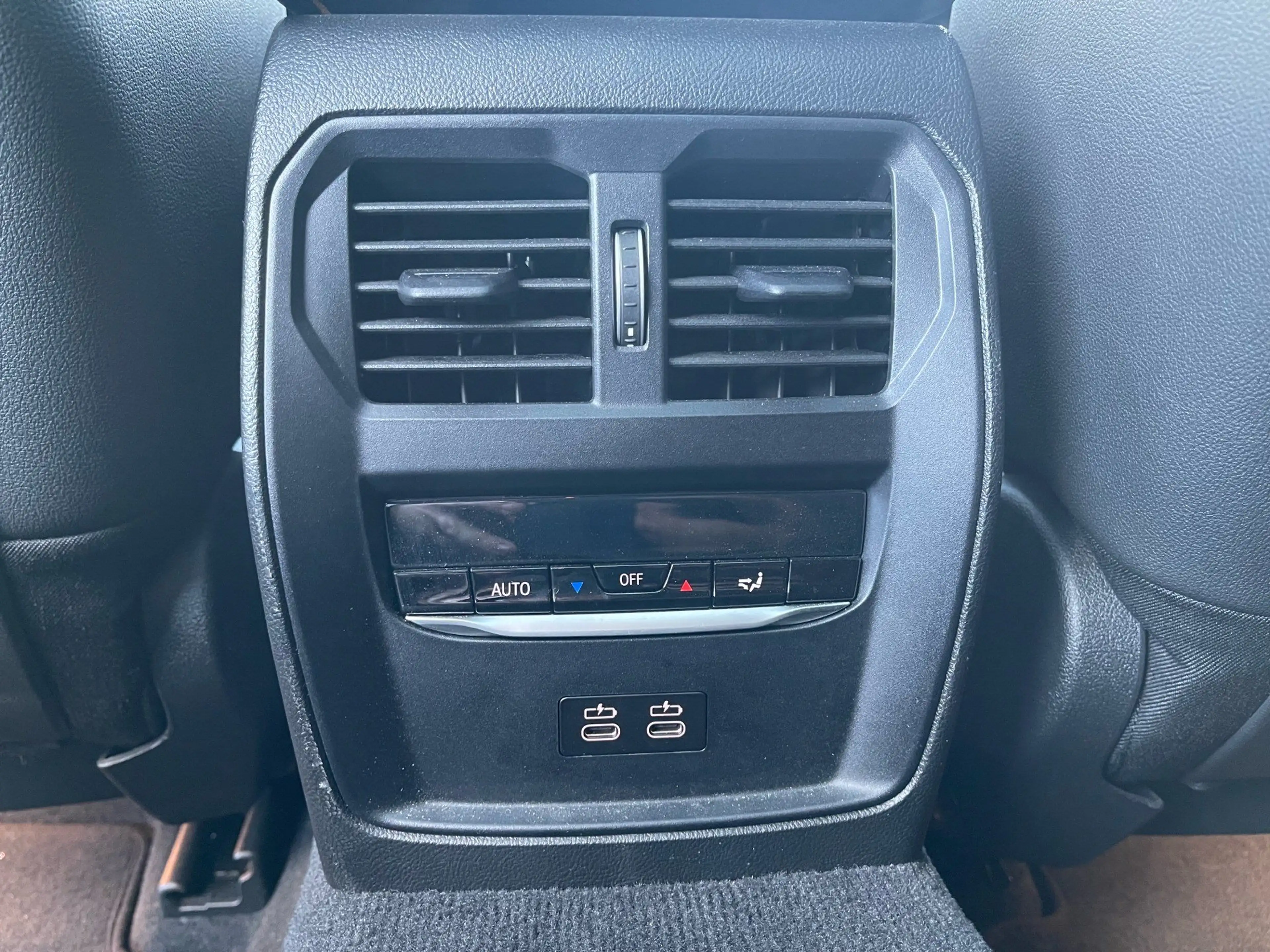 BMW 340 M340i xDrive Touring || AHK Pano el.Sitze H&K — photo 21