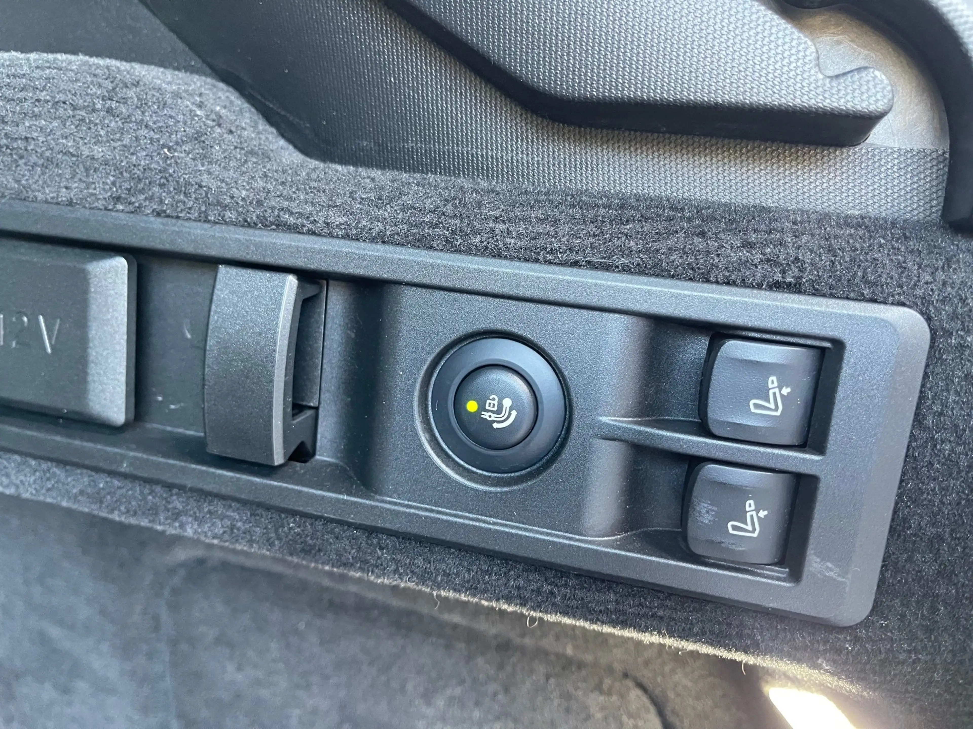 BMW 340 M340i xDrive Touring || AHK Pano el.Sitze H&K — photo 23