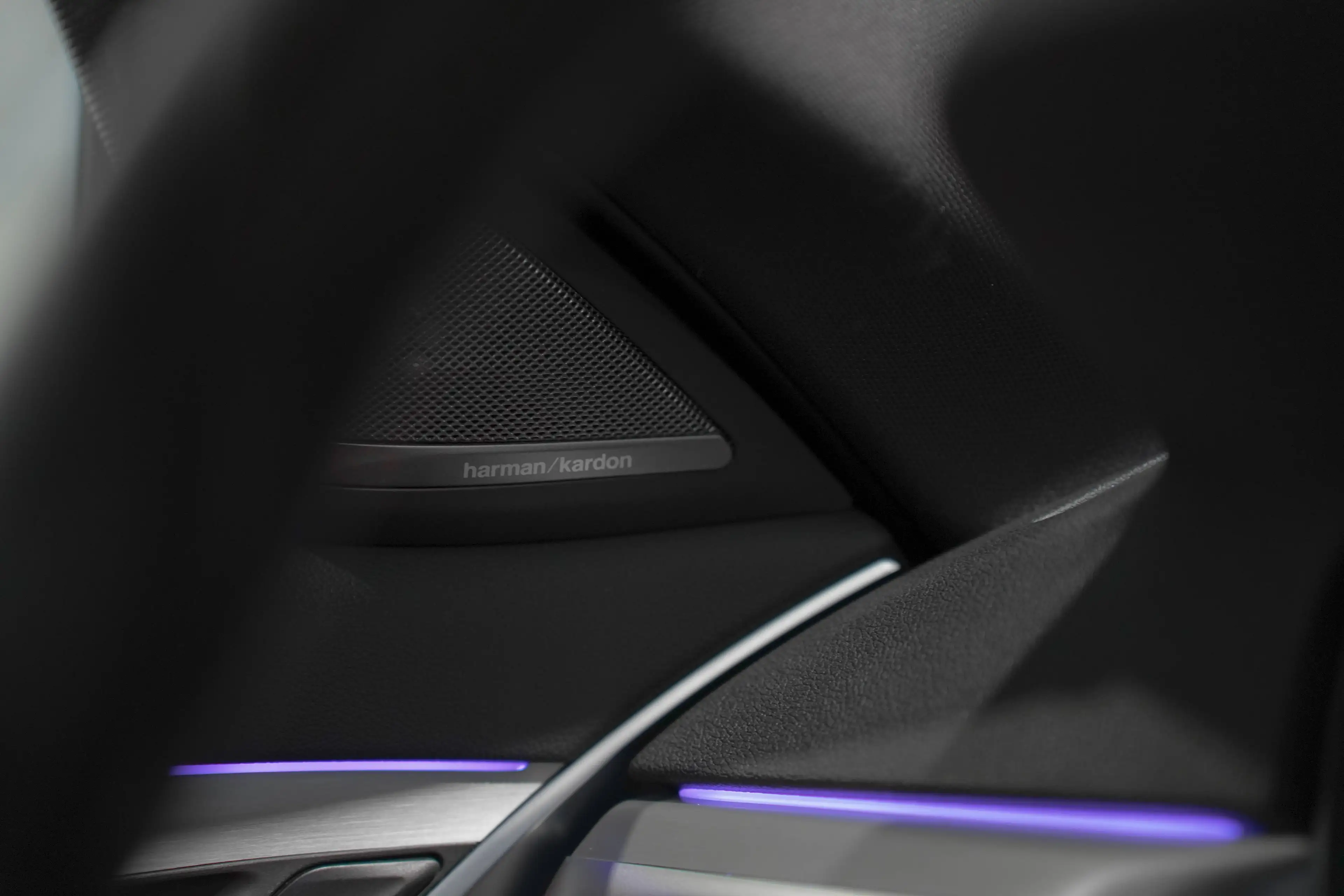 BMW 545 e✖ PACK M 50 YEARS EDITION | APPLE CARPLAY | HARMAN KARDON | M5 WHEELS | CUIR | TVA ✔ — photo 15